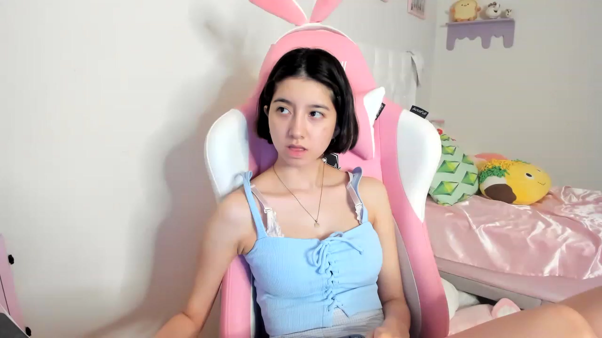 Gallery image thumbnail from Cherrycute666's myfreecams stream on, 06/19/2023, 06:39 image 16 of 20