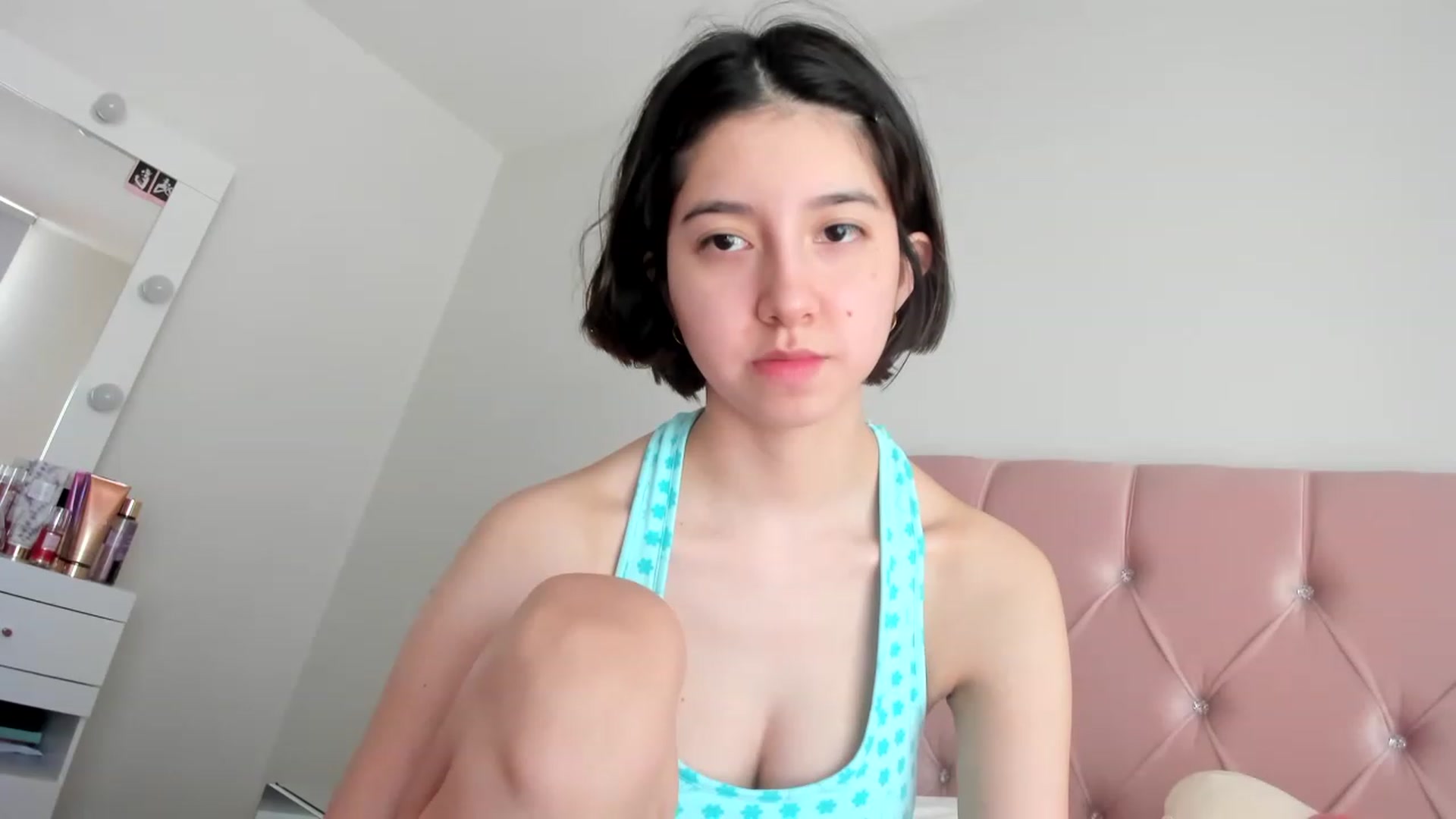 Gallery image thumbnail from Cherrycute666's myfreecams stream on, 06/21/2023, 17:37 image 8 of 20