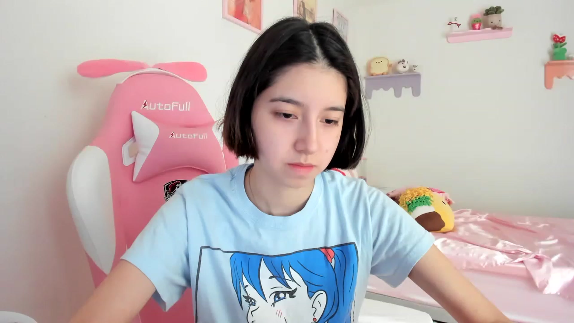 Gallery image thumbnail from Cherrycute666's myfreecams stream on, 06/22/2023, 17:48 image 19 of 20