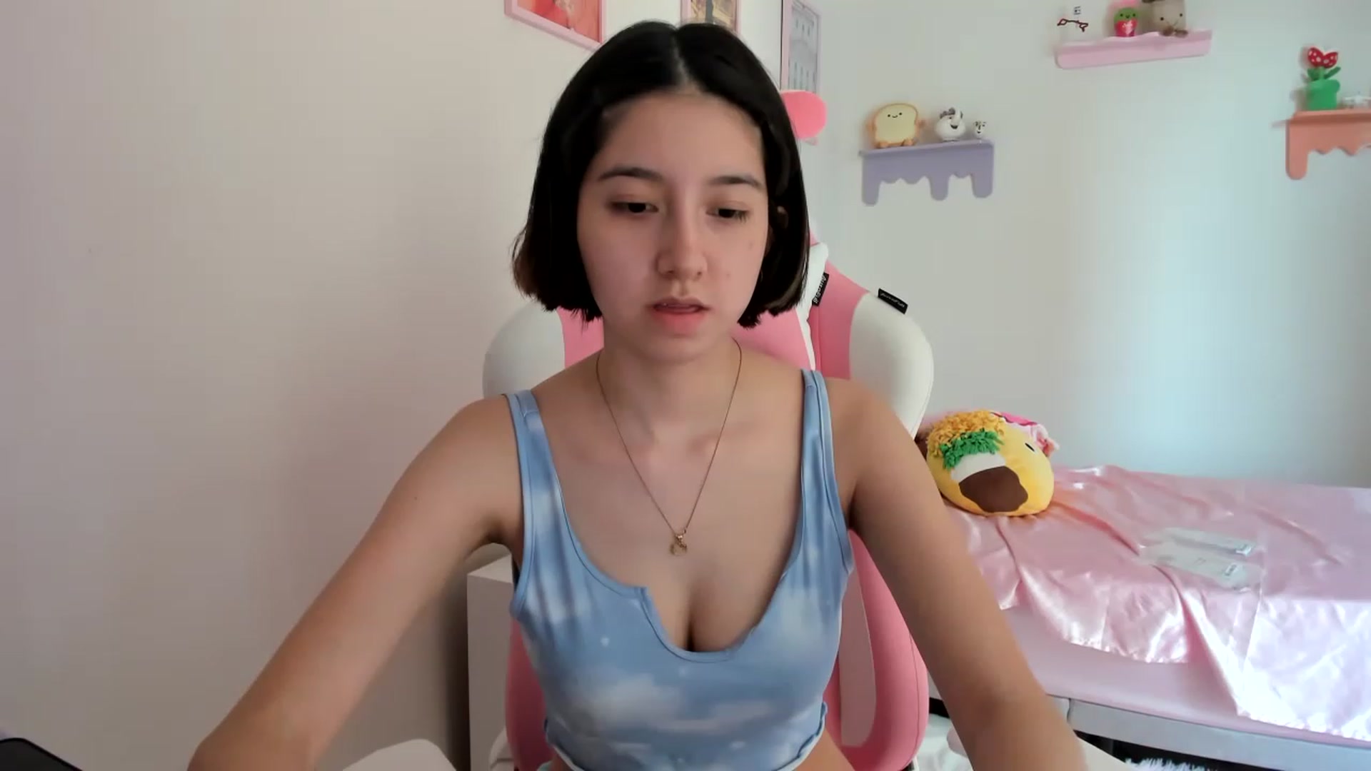 Gallery image thumbnail from Cherrycute666's myfreecams stream on, 06/22/2023, 22:52 image 15 of 20