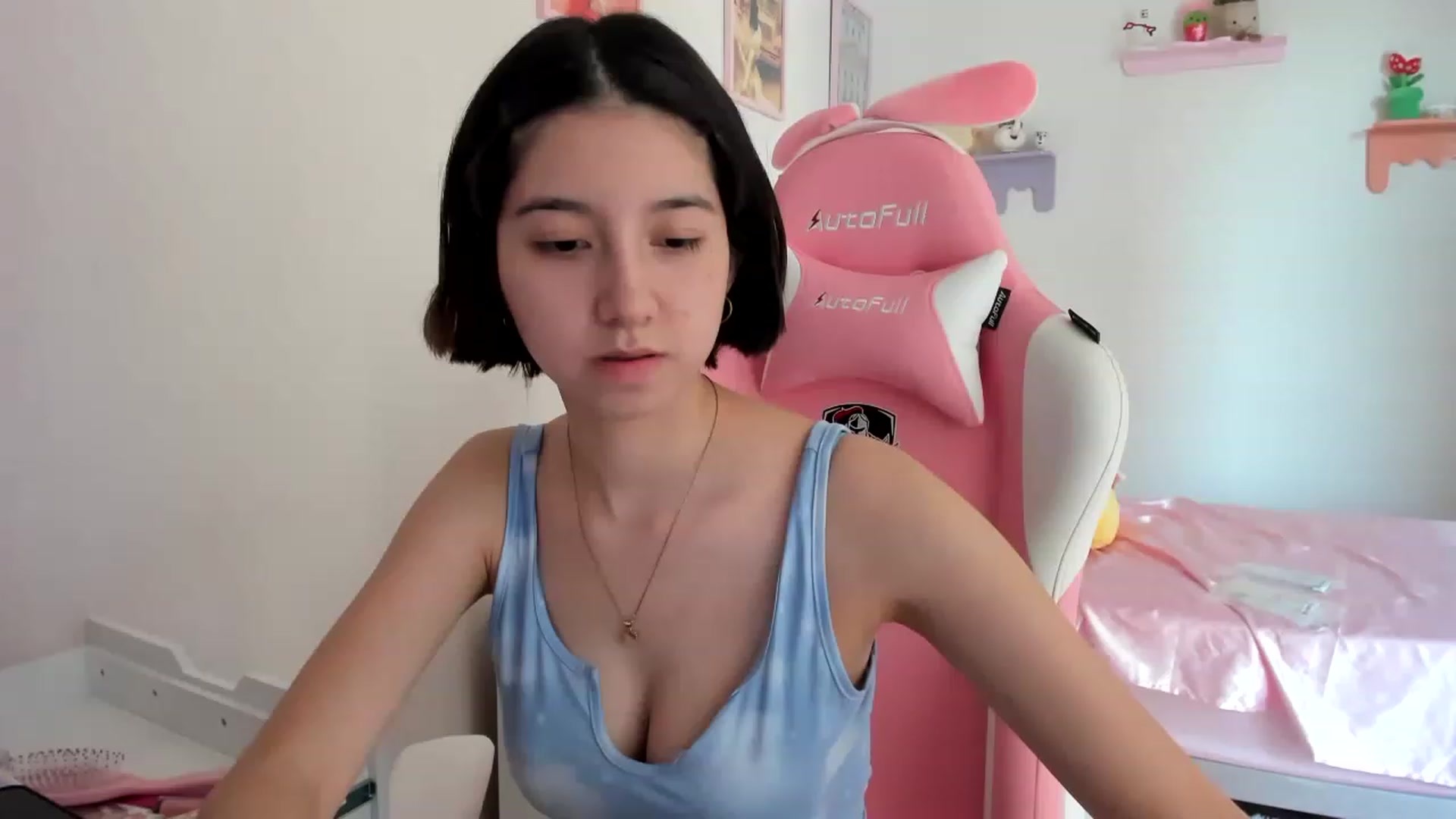 Gallery image thumbnail from Cherrycute666's myfreecams stream on, 06/22/2023, 22:52 image 9 of 20