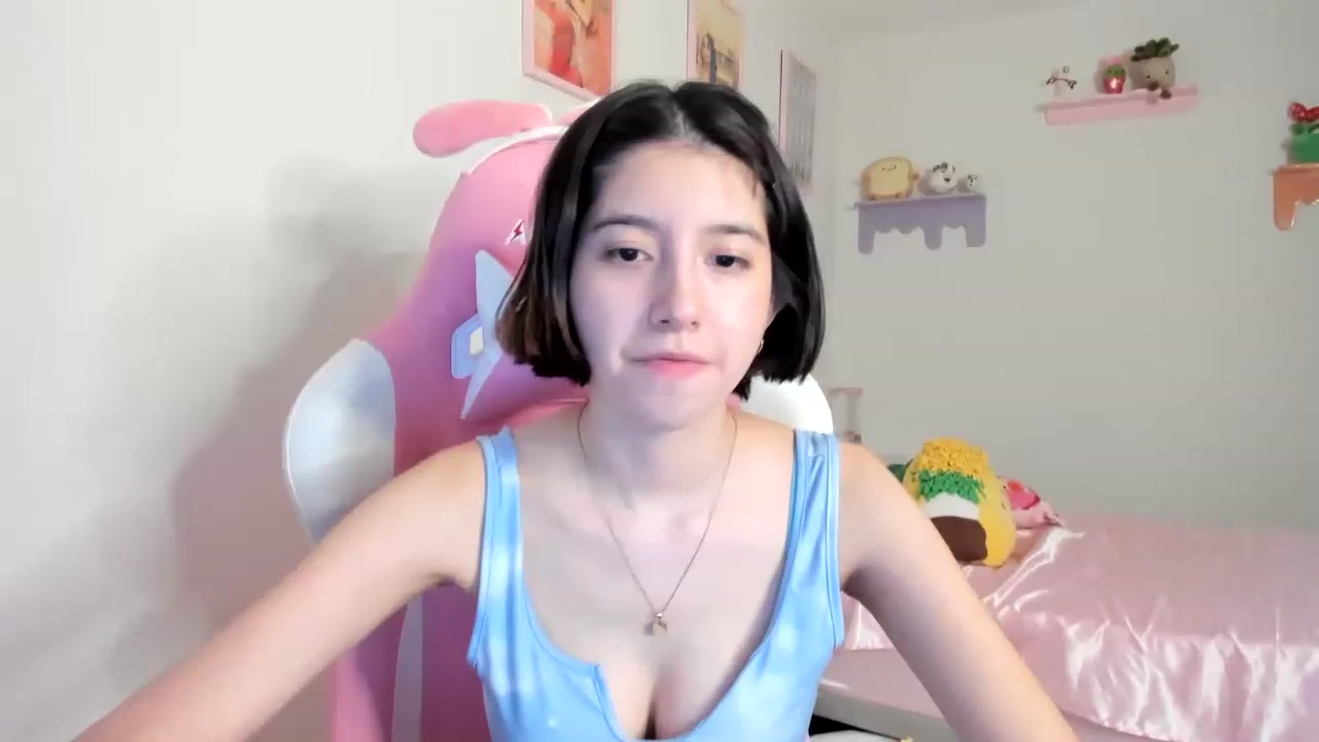 Gallery image thumbnail from Cherrycute666's myfreecams stream on, 06/23/2023, 04:53 image 13 of 20
