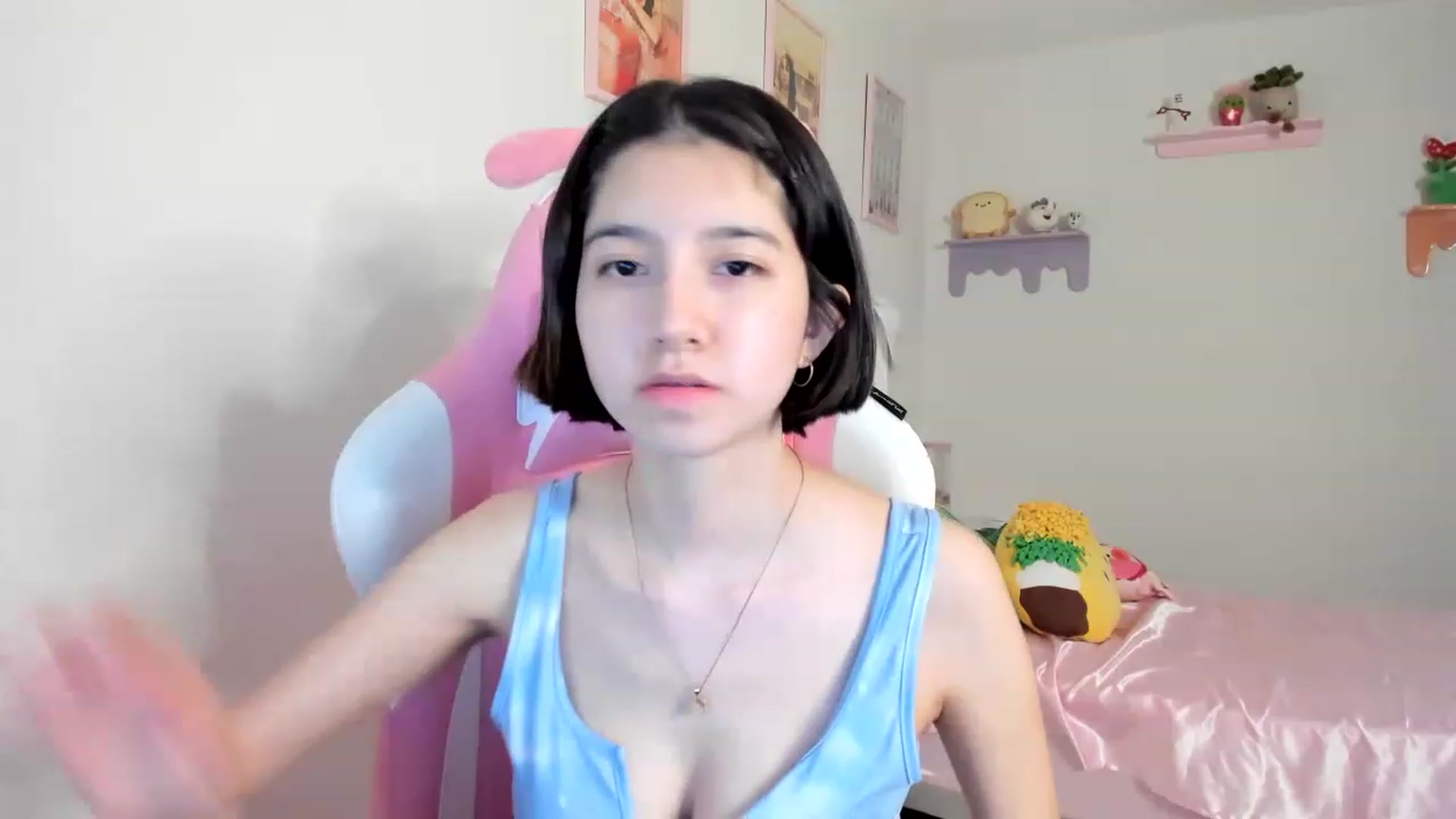 Gallery image thumbnail from Cherrycute666's myfreecams stream on, 06/23/2023, 04:53 image 14 of 20