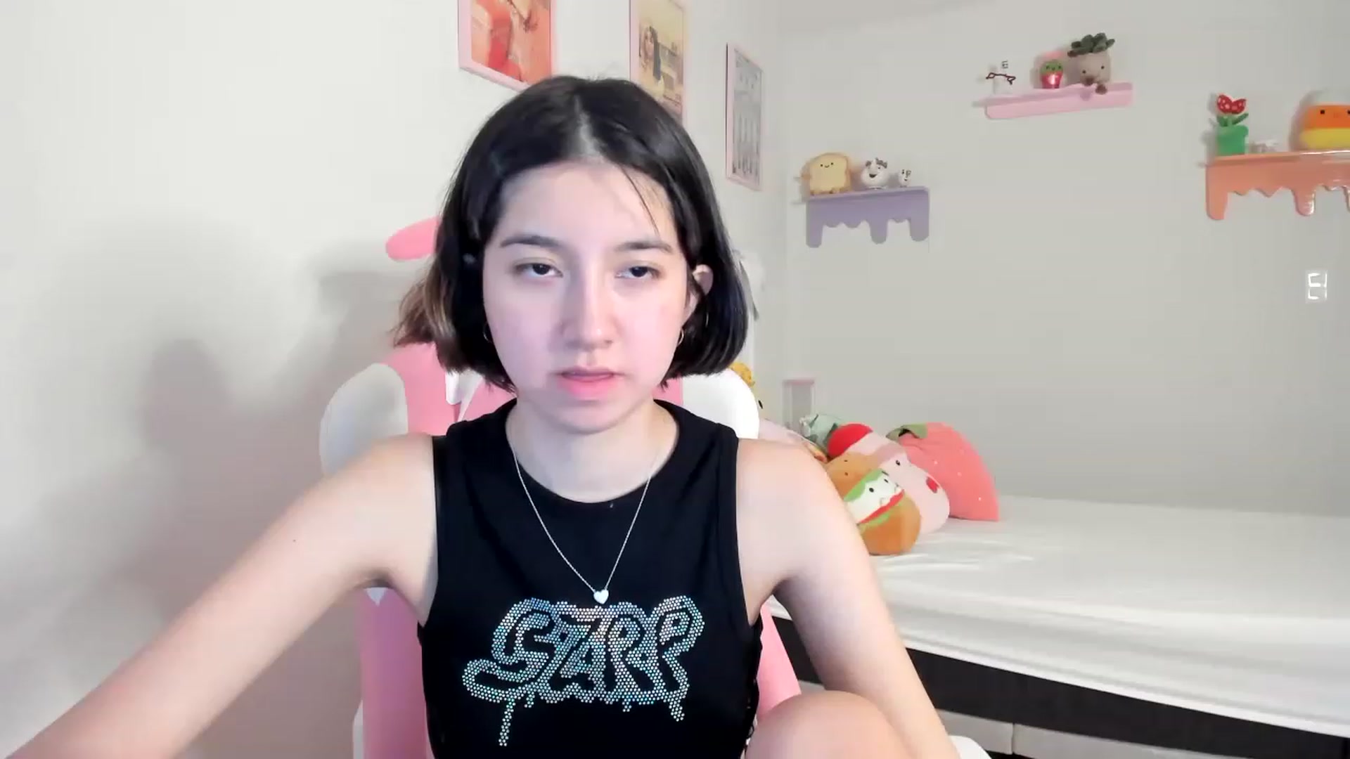 Gallery image thumbnail from Cherrycute666's myfreecams stream on, 06/27/2023, 11:08 image 19 of 20