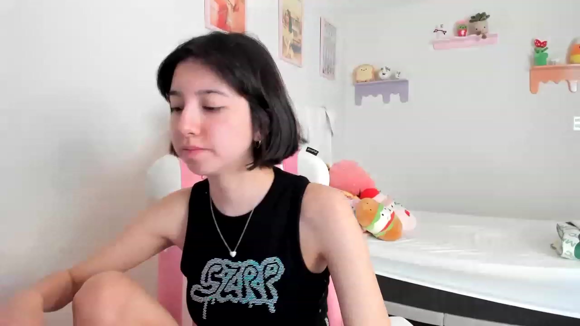 Gallery image thumbnail from Cherrycute666's myfreecams stream on, 06/27/2023, 17:14 image 4 of 20
