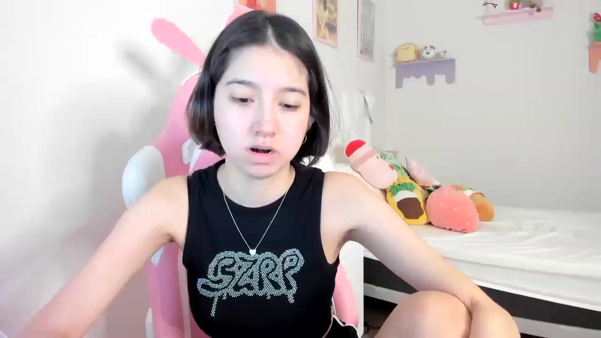Gallery image thumbnail from Cherrycute666's myfreecams stream on, 06/28/2023, 01:14 image 9 of 20