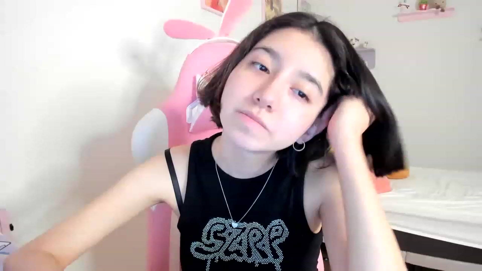 Gallery image thumbnail from Cherrycute666's myfreecams stream on, 06/28/2023, 05:01 image 10 of 20