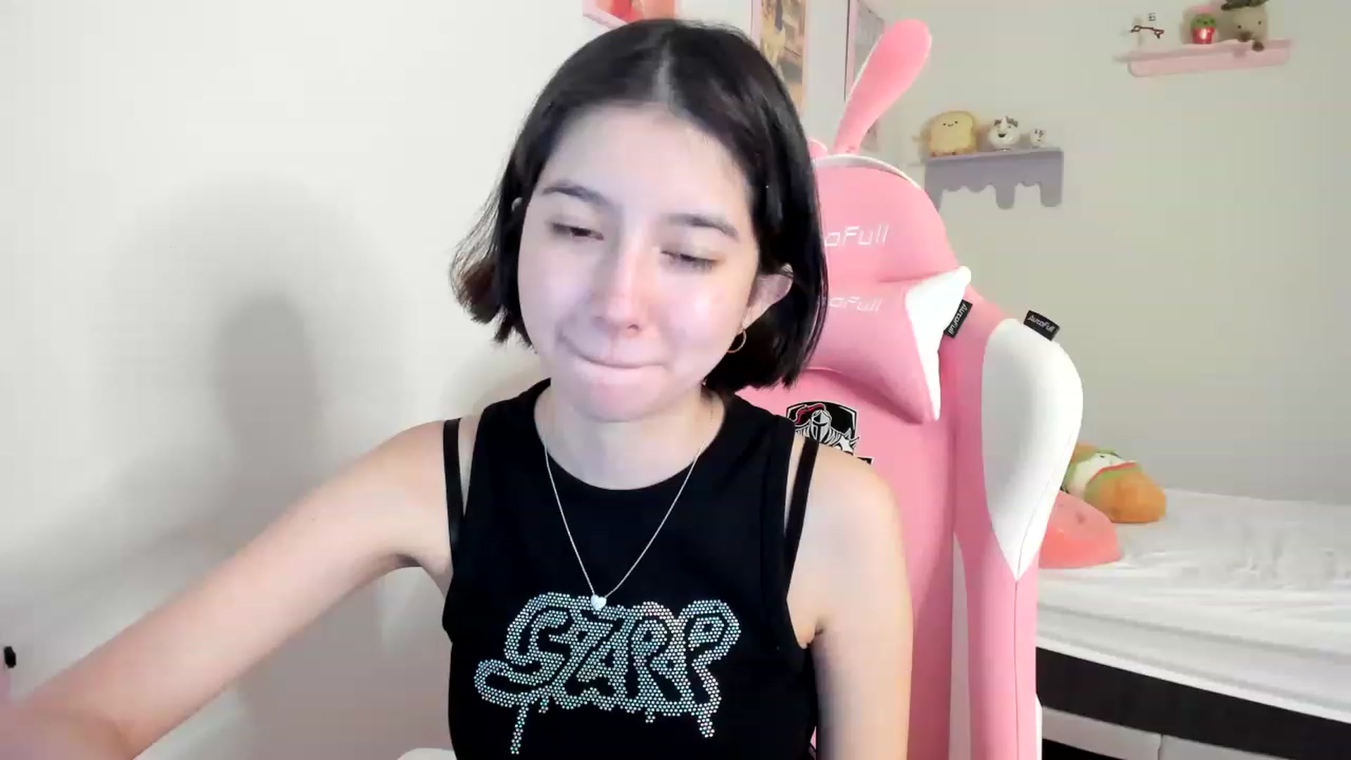 Gallery image thumbnail from Cherrycute666's myfreecams stream on, 06/28/2023, 06:03 image 8 of 20