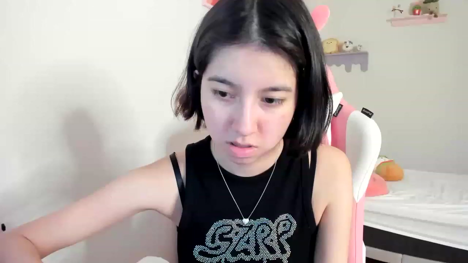 Gallery image thumbnail from Cherrycute666's myfreecams stream on, 06/28/2023, 06:03 image 9 of 20