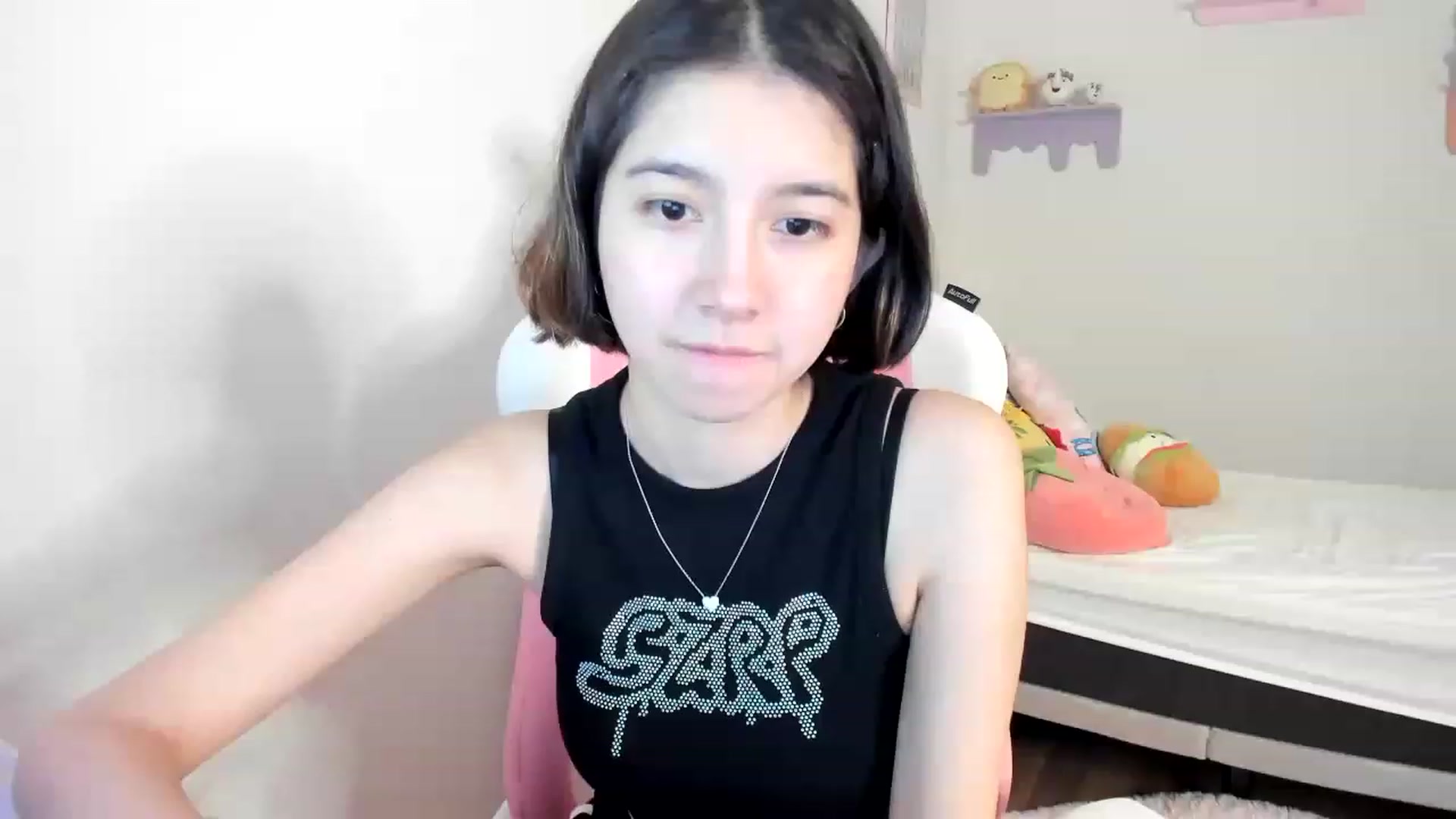 Gallery image thumbnail from Cherrycute666's myfreecams stream on, 06/28/2023, 06:03 image 6 of 20