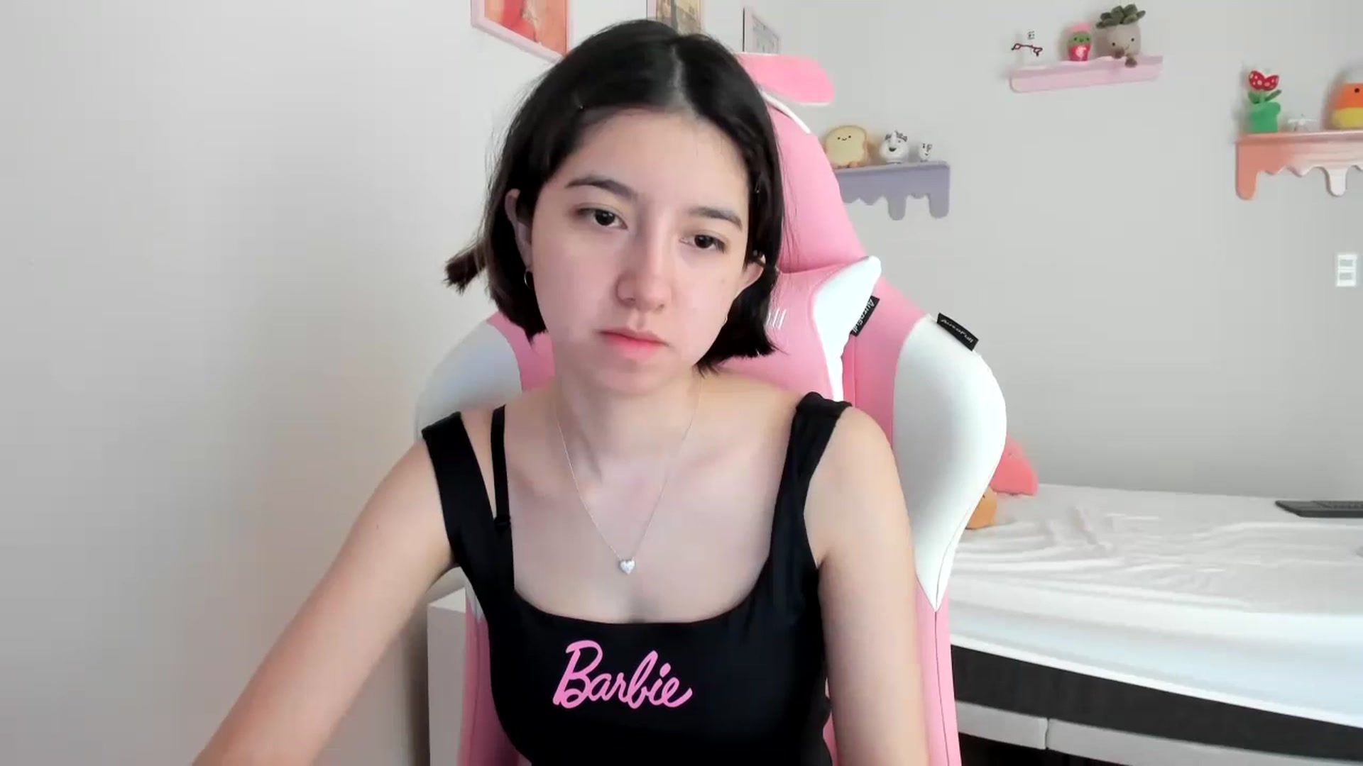 Gallery image thumbnail from Cherrycute666's myfreecams stream on, 06/28/2023, 18:28 image 13 of 20