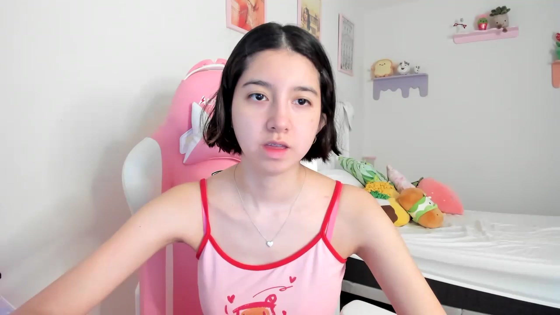 Gallery image thumbnail from Cherrycute666's myfreecams stream on, 06/28/2023, 20:26 image 17 of 20