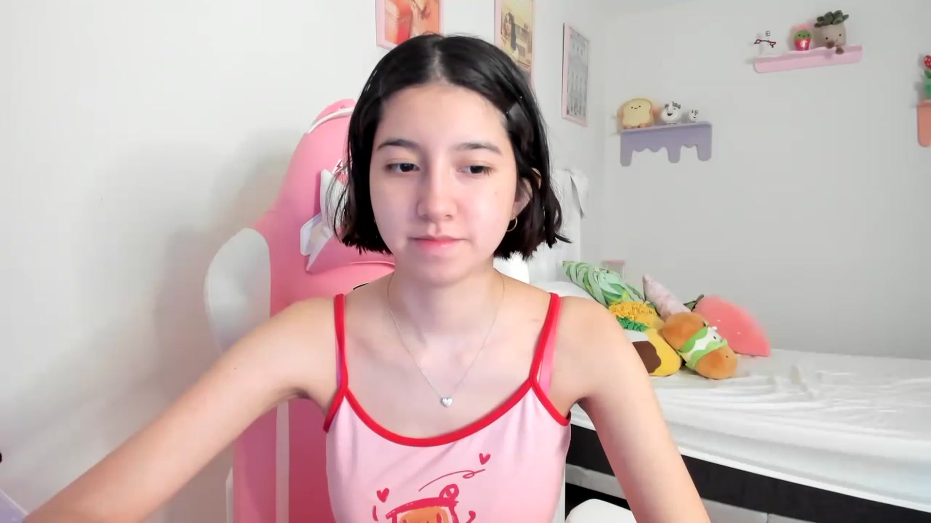Gallery image thumbnail from Cherrycute666's myfreecams stream on, 06/28/2023, 20:26 image 16 of 20