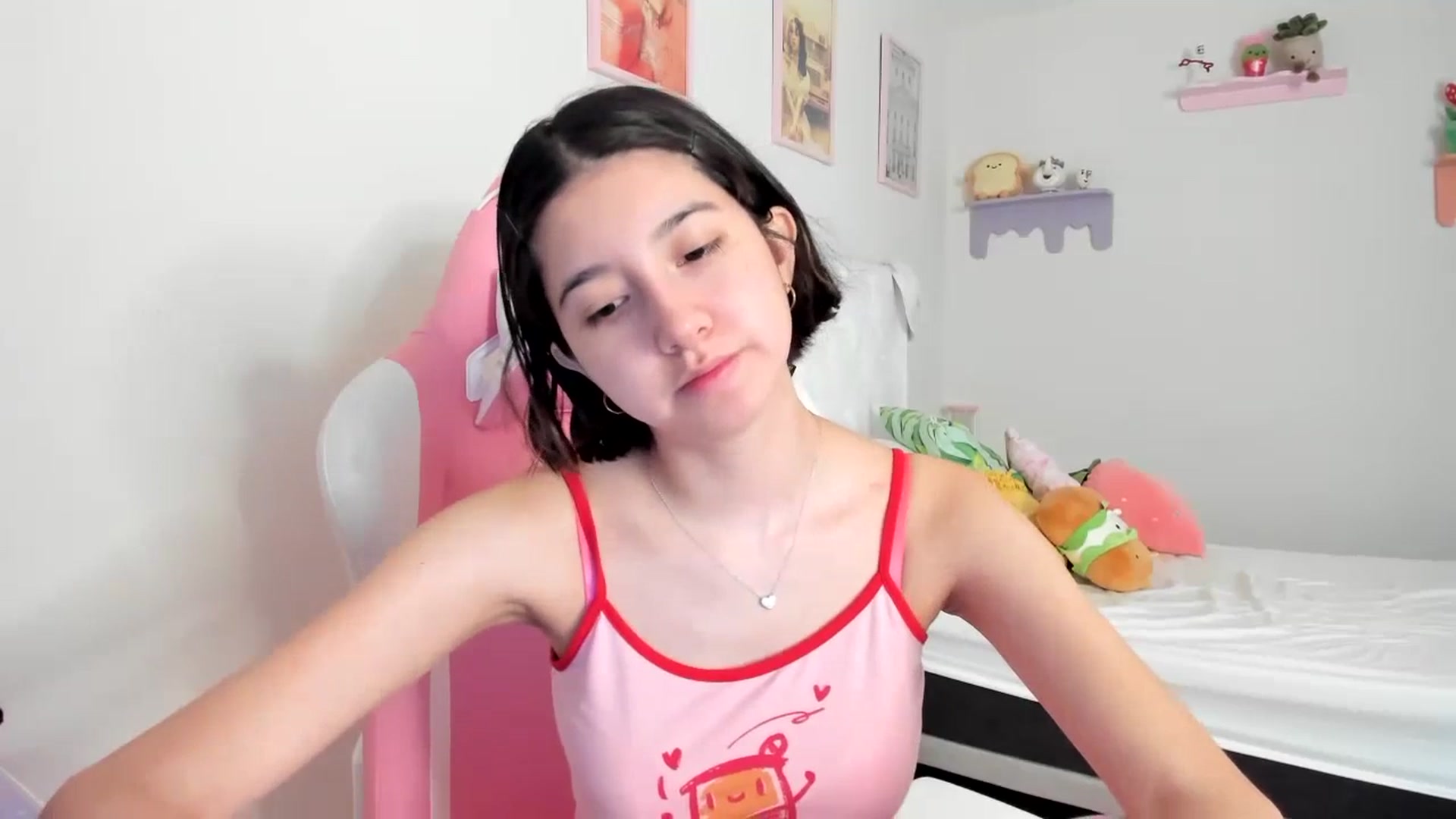 Gallery image thumbnail from Cherrycute666's myfreecams stream on, 06/28/2023, 20:26 image 12 of 20