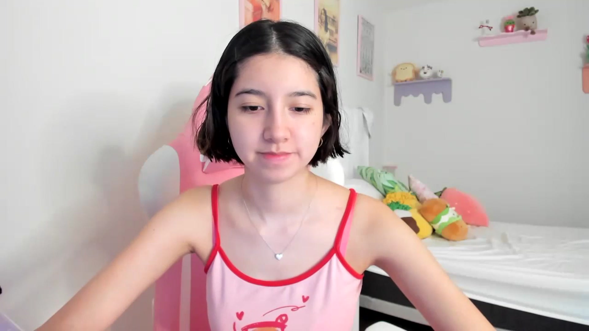 Gallery image thumbnail from Cherrycute666's myfreecams stream on, 06/28/2023, 20:26 image 14 of 20