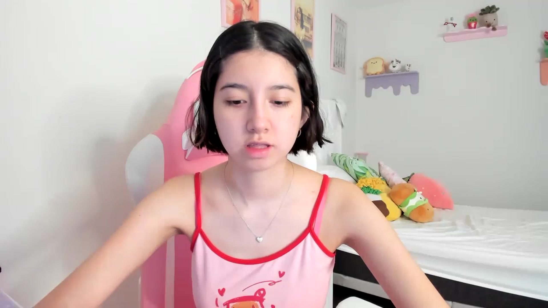 Gallery image thumbnail from Cherrycute666's myfreecams stream on, 06/28/2023, 20:26 image 15 of 20