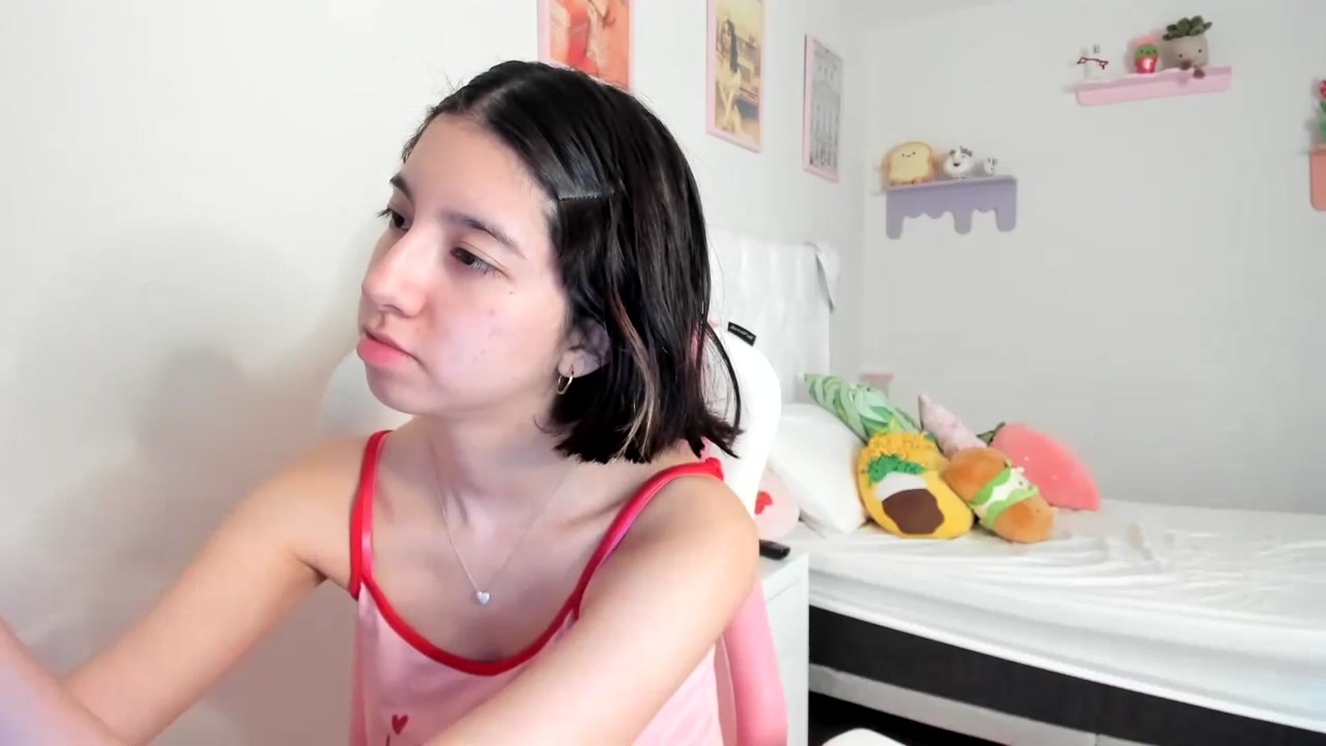 Gallery image thumbnail from Cherrycute666's myfreecams stream on, 06/28/2023, 20:26 image 13 of 20