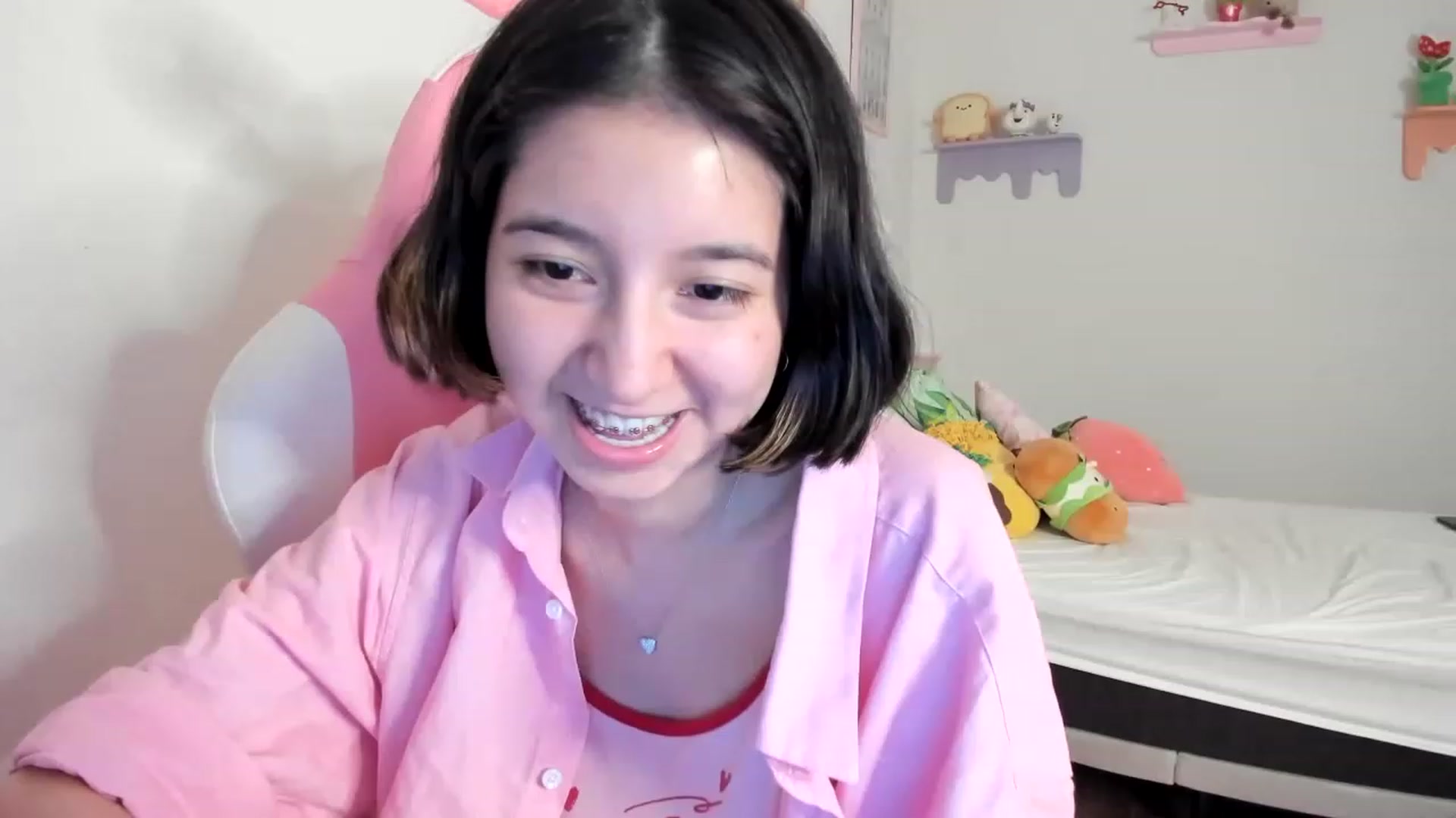 Gallery image thumbnail from Cherrycute666's myfreecams stream on, 06/29/2023, 05:09 image 10 of 20