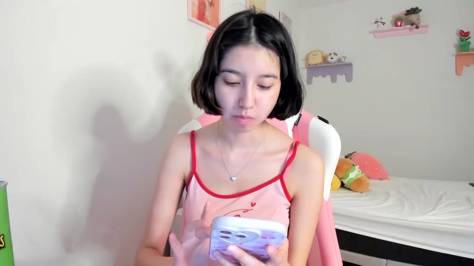 Gallery image thumbnail from Cherrycute666's myfreecams stream on, 06/29/2023, 06:40 image 10 of 20