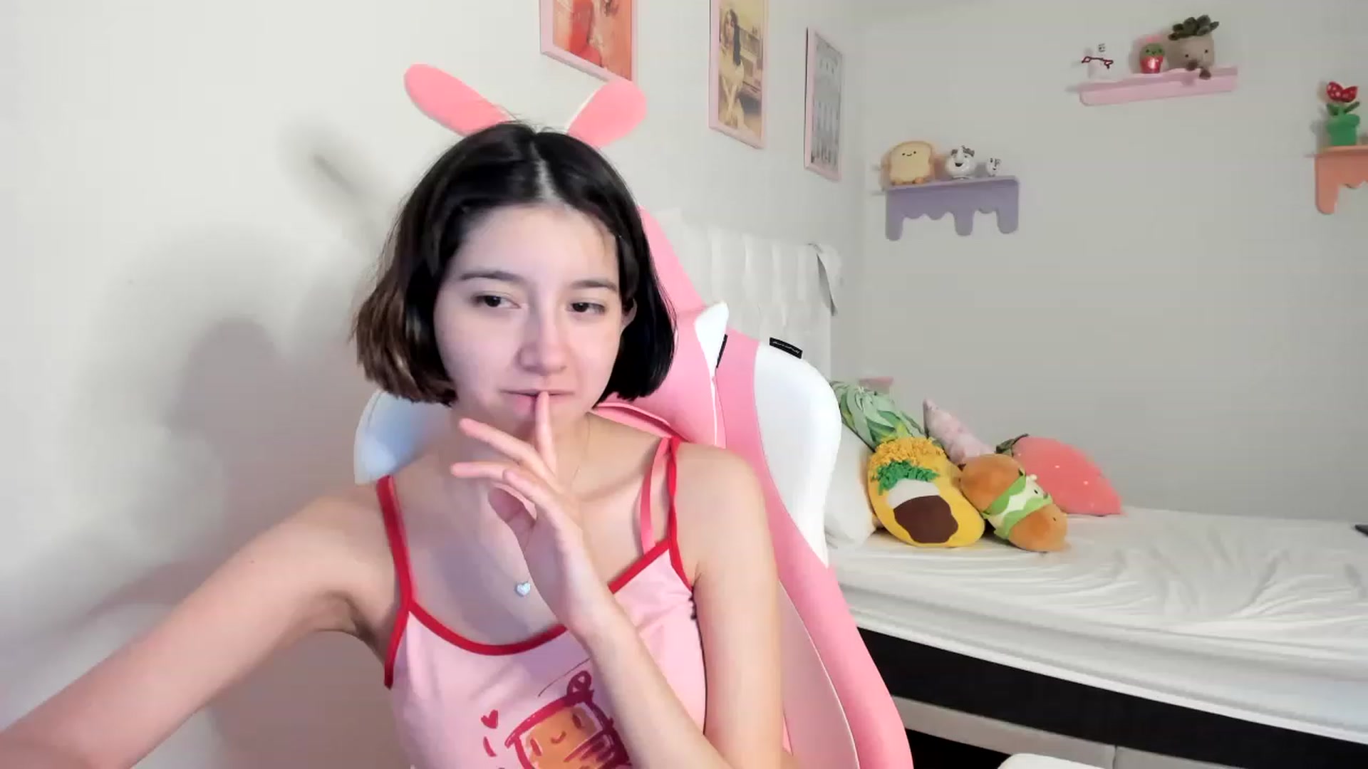 Gallery image thumbnail from Cherrycute666's myfreecams stream on, 06/29/2023, 06:40 image 8 of 20