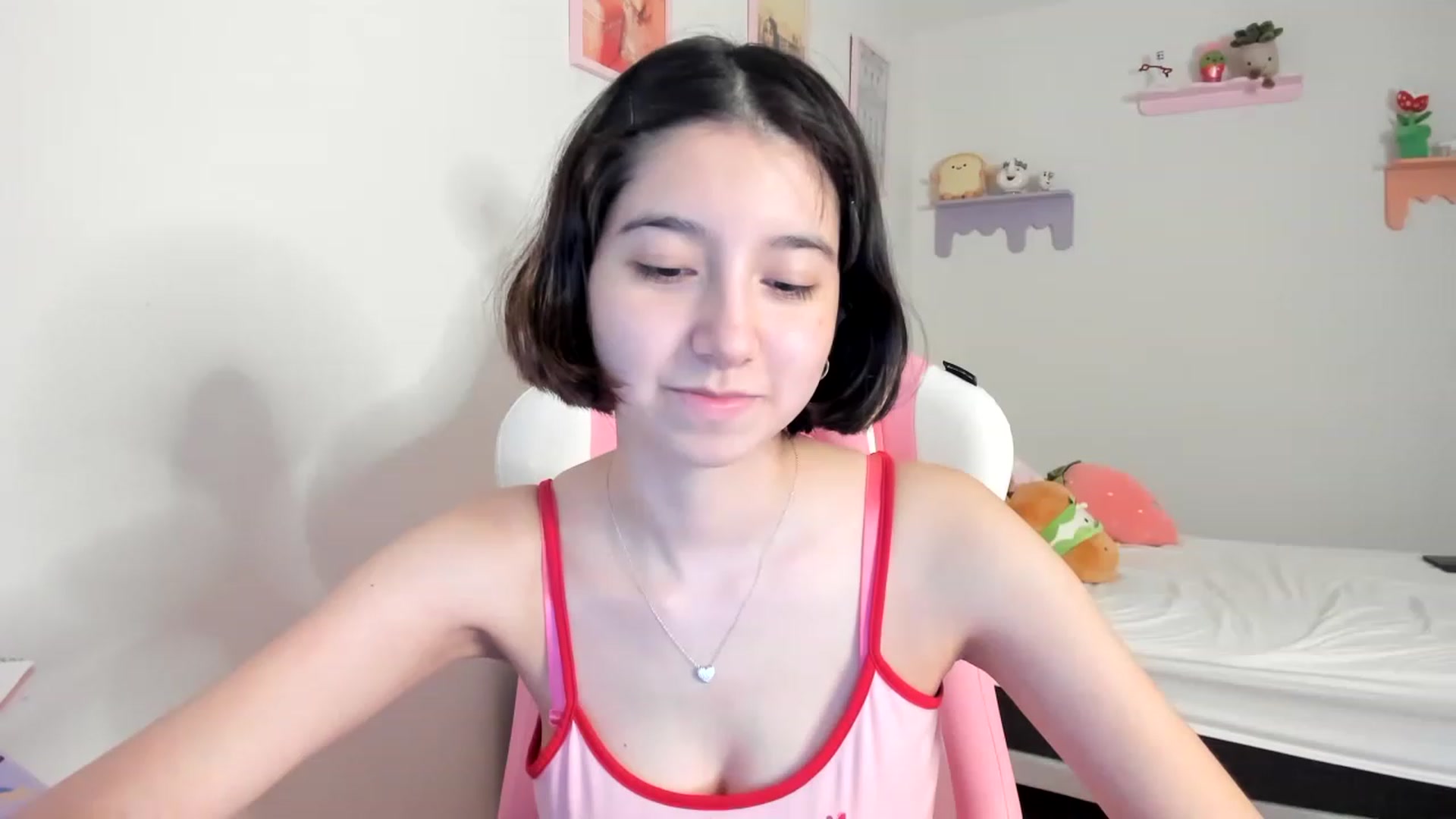 Gallery image thumbnail from Cherrycute666's myfreecams stream on, 06/29/2023, 08:21 image 12 of 20