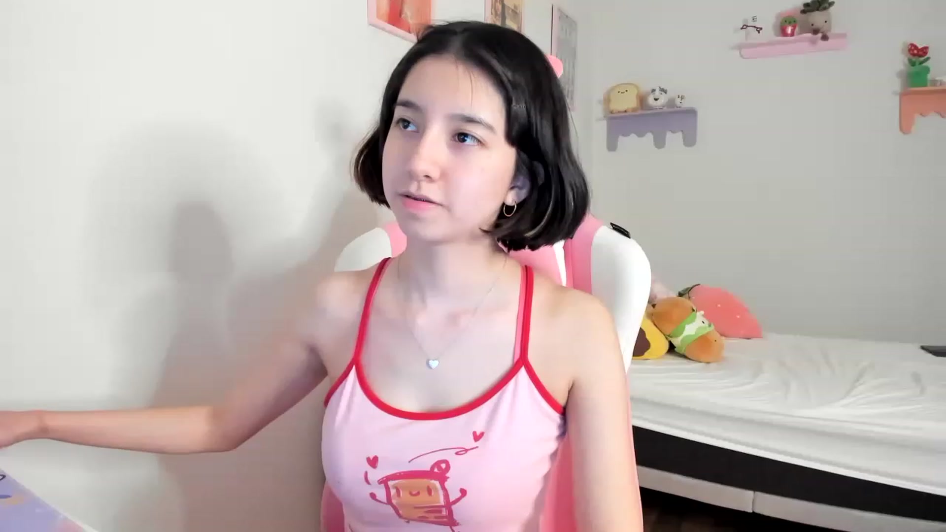 Gallery image thumbnail from Cherrycute666's myfreecams stream on, 06/29/2023, 08:21 image 20 of 20