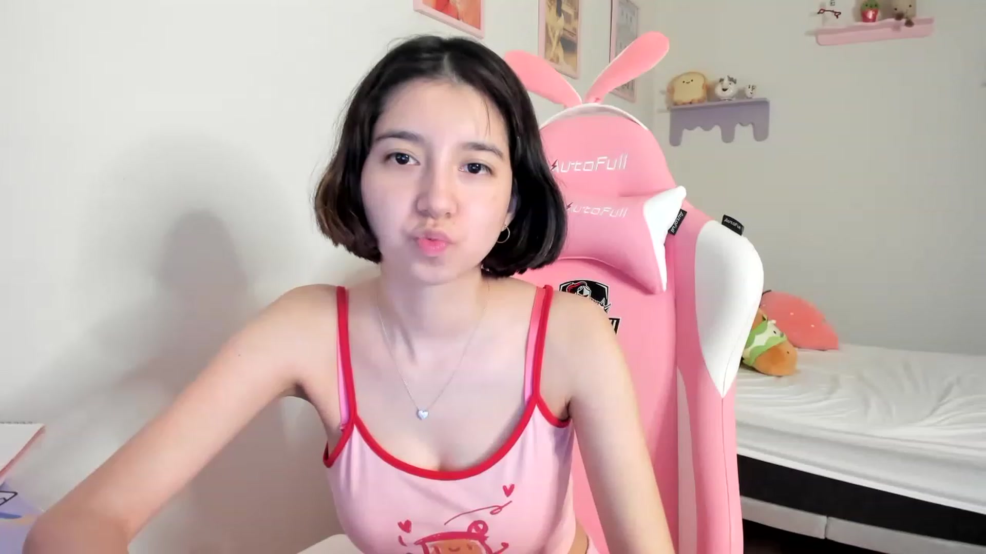 Gallery image thumbnail from Cherrycute666's myfreecams stream on, 06/29/2023, 09:03 image 13 of 20