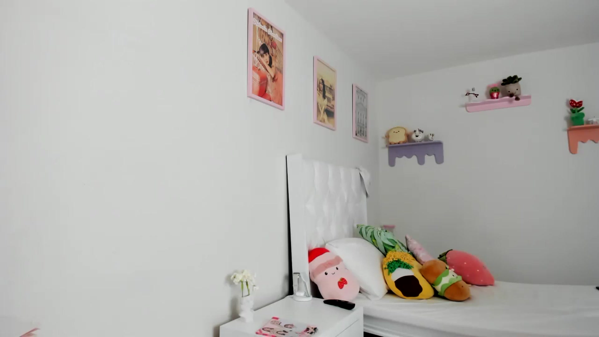 Gallery image thumbnail from Cherrycute666's myfreecams stream on, 06/29/2023, 20:55 image 14 of 20