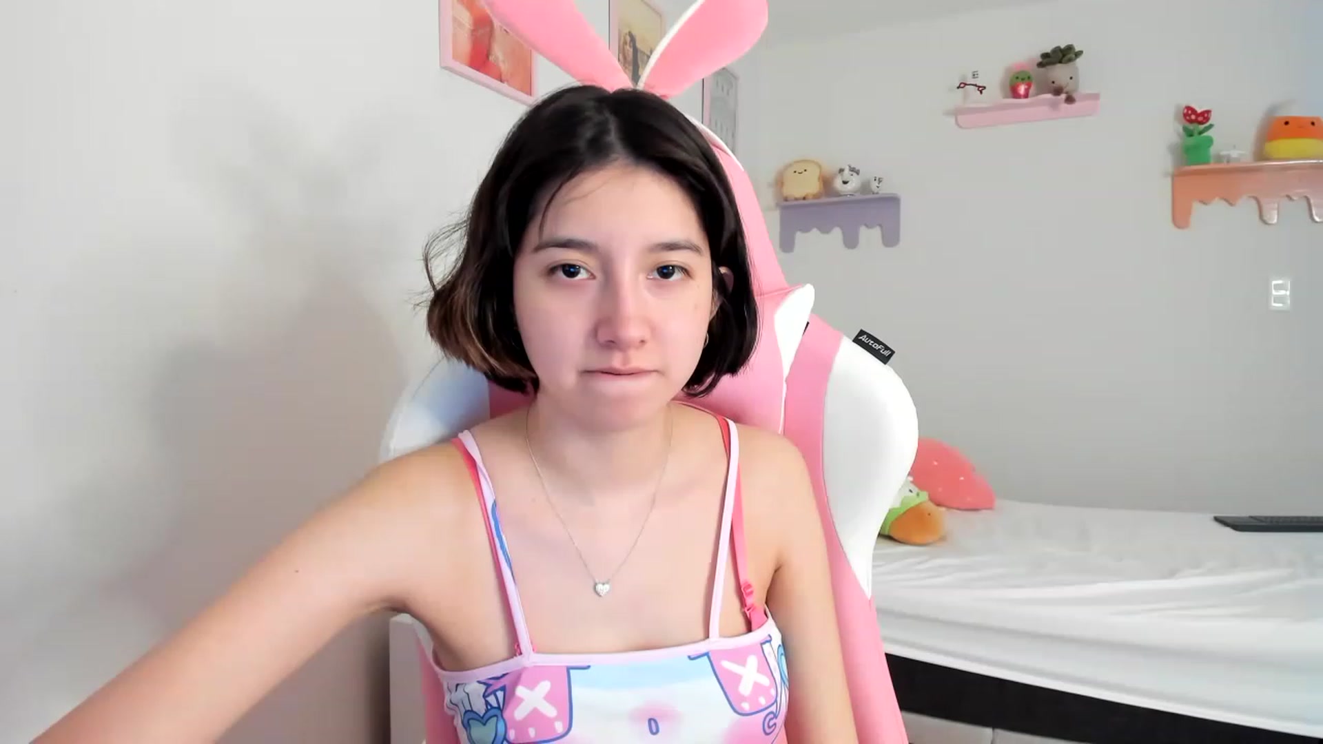 Gallery image thumbnail from Cherrycute666's myfreecams stream on, 06/30/2023, 24:22 image 20 of 20