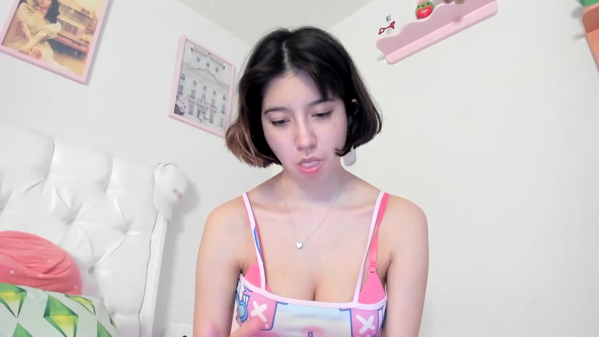 Gallery image thumbnail from Cherrycute666's myfreecams stream on, 06/30/2023, 06:19 image 17 of 20