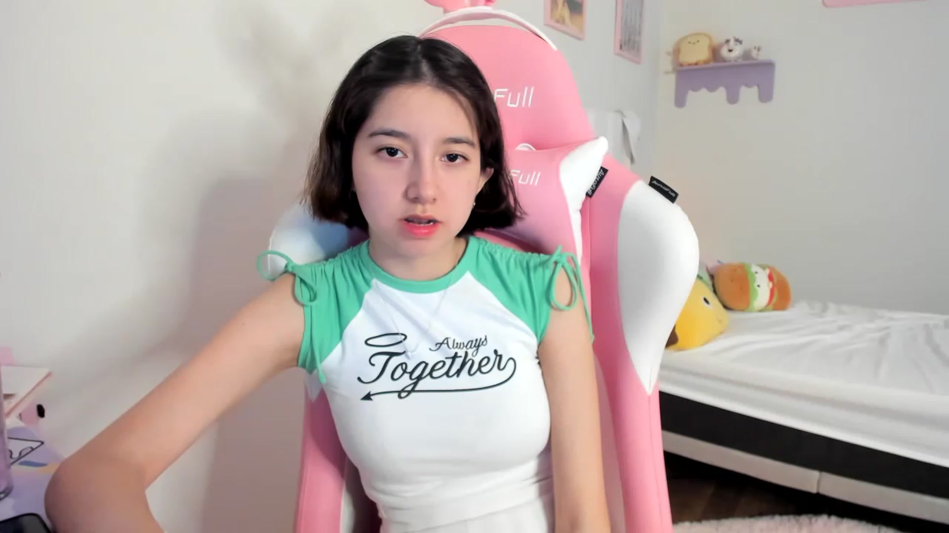 Gallery image thumbnail from Cherrycute666's myfreecams stream on, 07/01/2023, 24:08 image 13 of 20