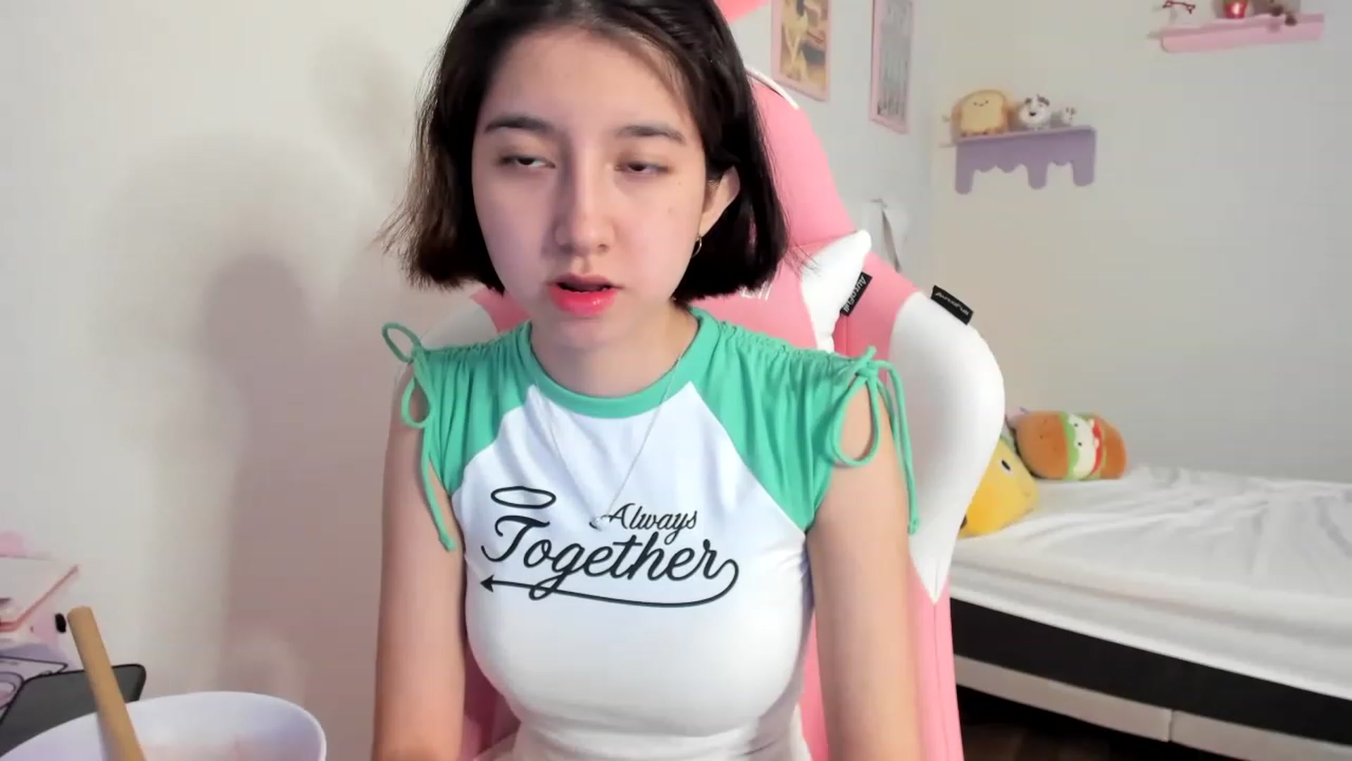Gallery image thumbnail from Cherrycute666's myfreecams stream on, 07/01/2023, 24:08 image 3 of 20
