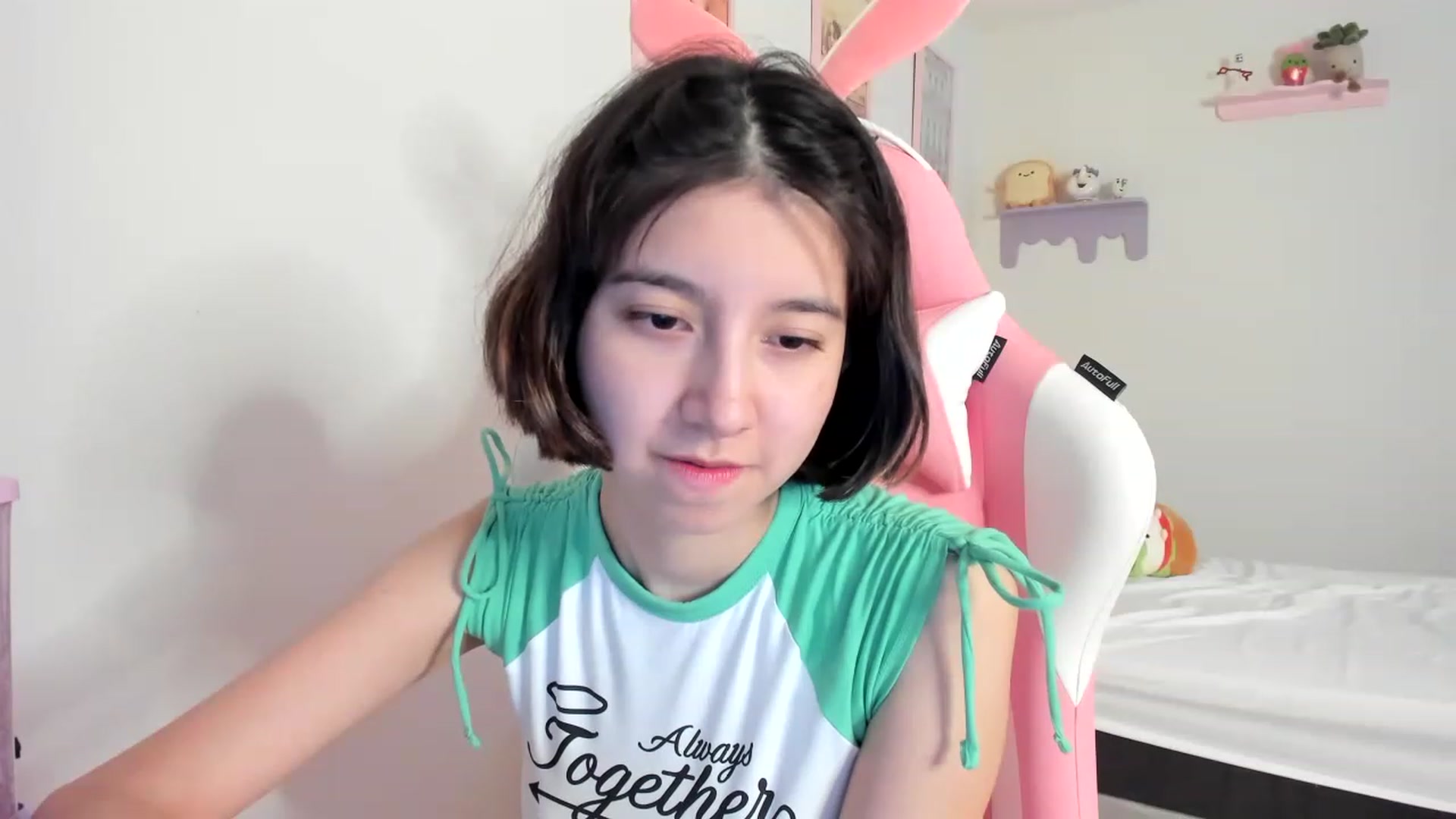 Gallery image thumbnail from Cherrycute666's myfreecams stream on, 07/01/2023, 06:28 image 7 of 20