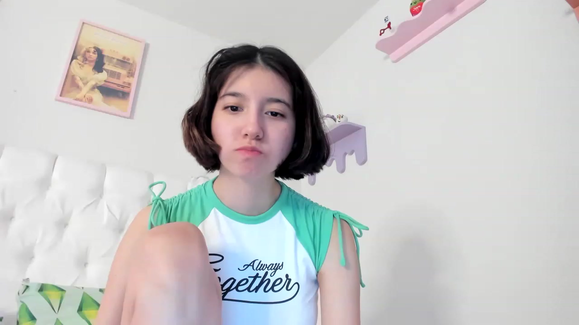 Gallery image thumbnail from Cherrycute666's myfreecams stream on, 07/01/2023, 13:03 image 12 of 20