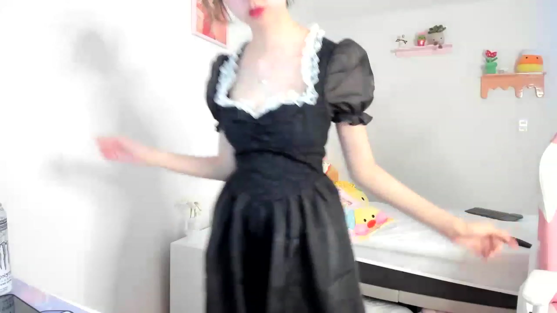 Gallery image thumbnail from Cherrycute666's myfreecams stream on, 07/02/2023, 04:54 image 2 of 20