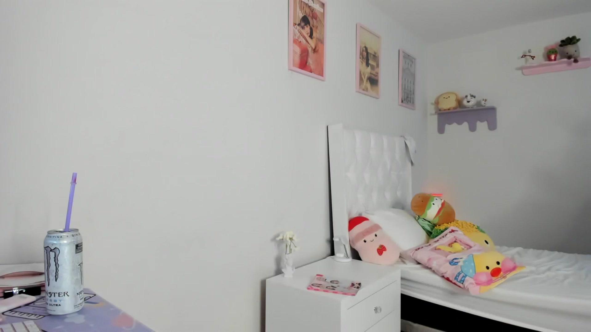 Gallery image thumbnail from Cherrycute666's myfreecams stream on, 07/02/2023, 04:54 image 4 of 20
