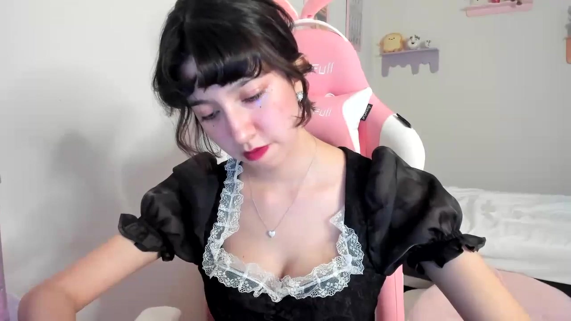 Gallery image thumbnail from Cherrycute666's myfreecams stream on, 07/02/2023, 07:45 image 5 of 20