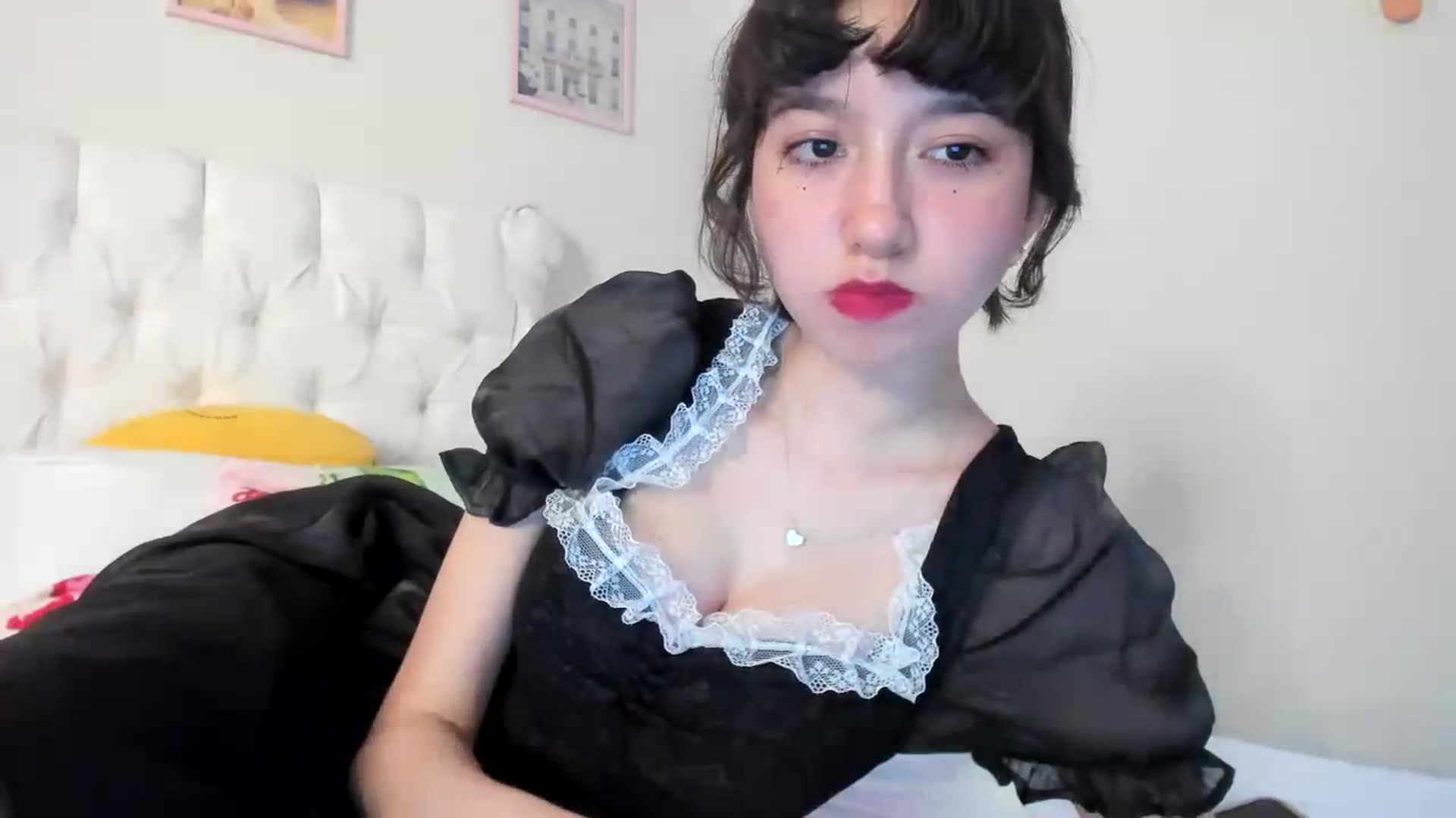 Gallery image thumbnail from Cherrycute666's myfreecams stream on, 07/02/2023, 07:45 image 6 of 20