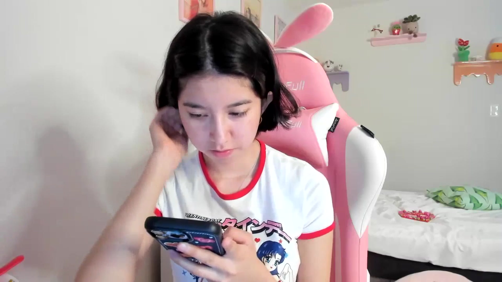 Gallery image thumbnail from Cherrycute666's myfreecams stream on, 07/03/2023, 01:08 image 12 of 20