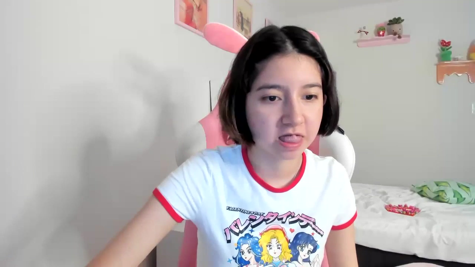 Gallery image thumbnail from Cherrycute666's myfreecams stream on, 07/03/2023, 01:08 image 17 of 20
