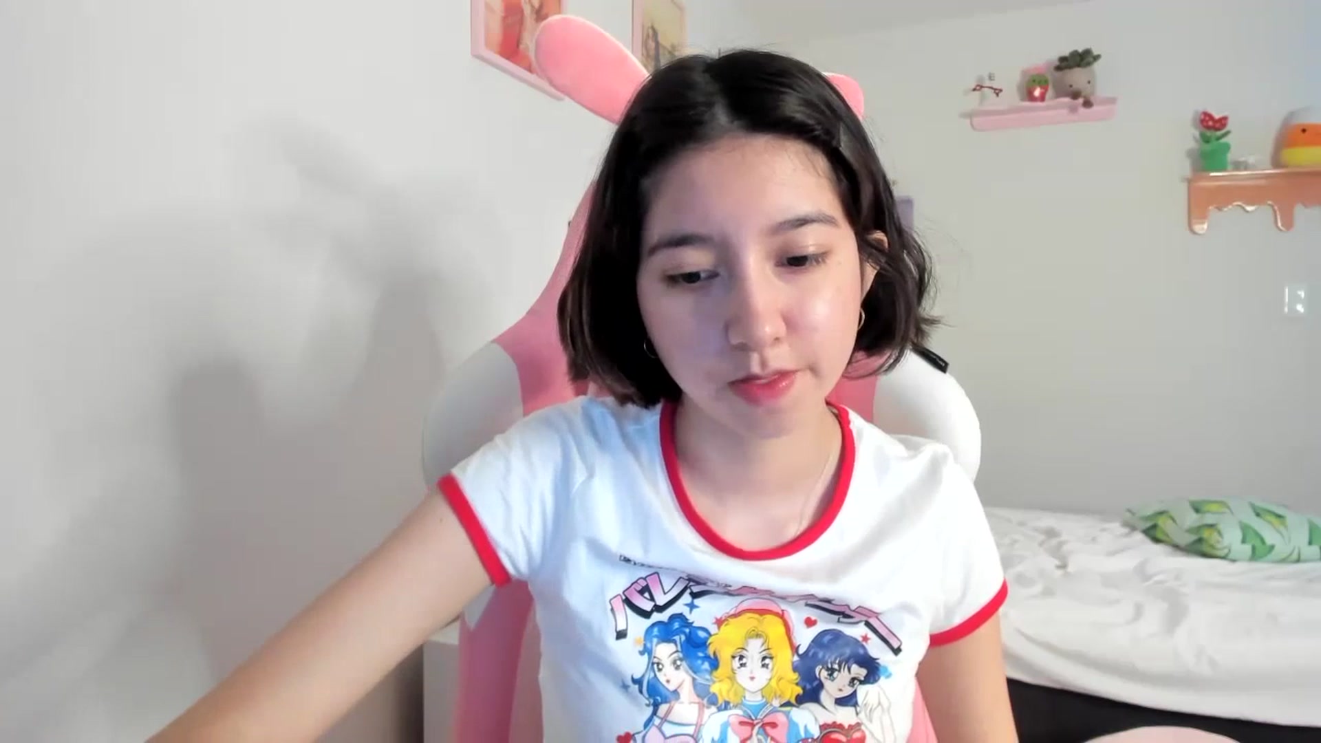 Gallery image thumbnail from Cherrycute666's myfreecams stream on, 07/03/2023, 02:47 image 2 of 20