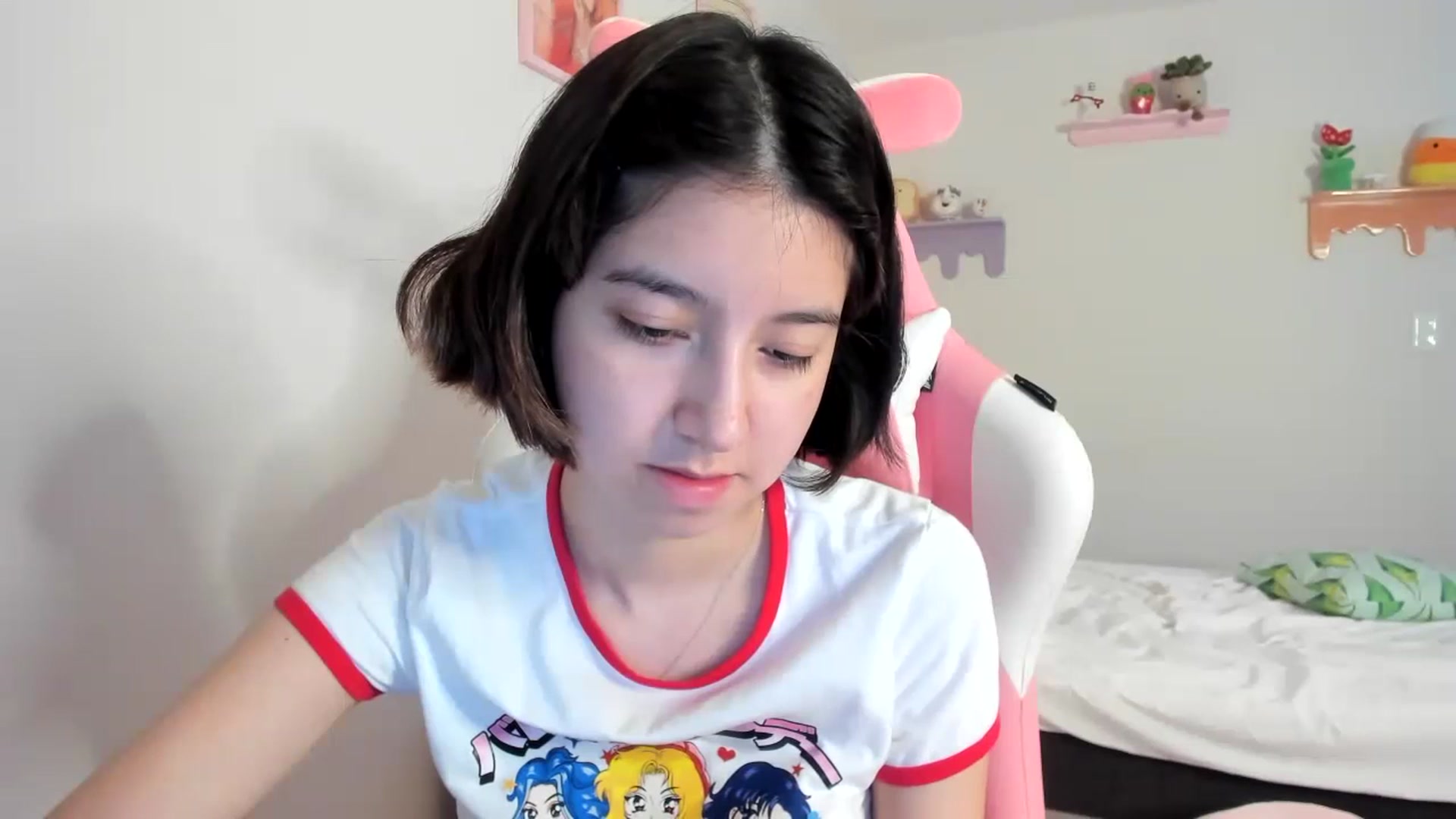 Gallery image thumbnail from Cherrycute666's myfreecams stream on, 07/03/2023, 02:47 image 3 of 20