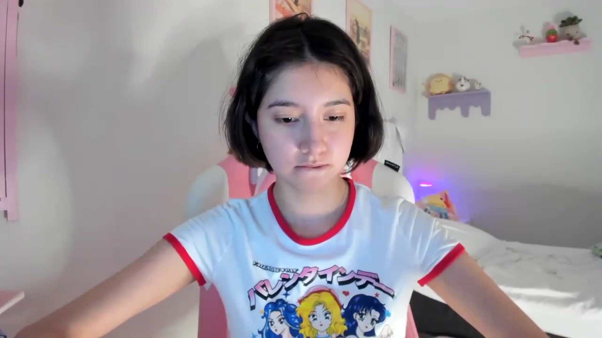 Gallery image thumbnail from Cherrycute666's myfreecams stream on, 07/03/2023, 07:34 image 17 of 20