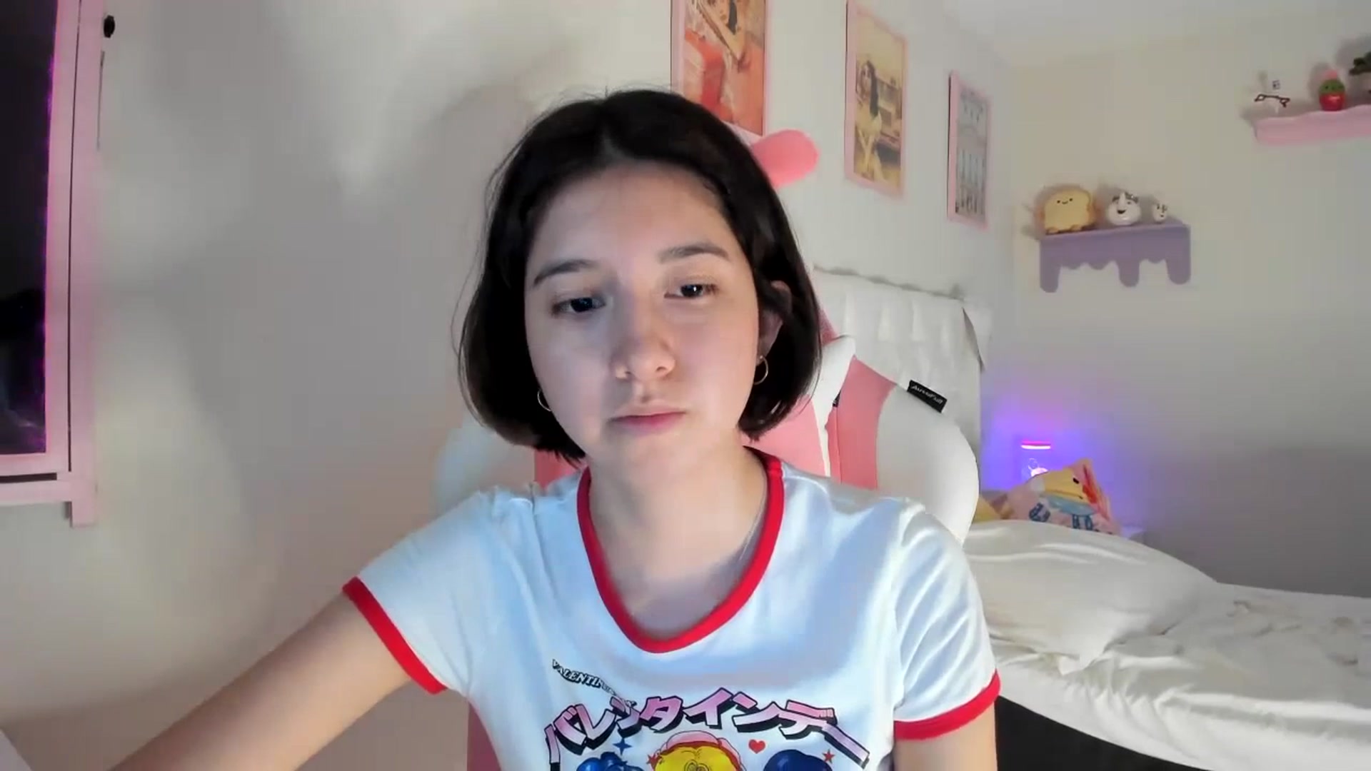 Gallery image thumbnail from Cherrycute666's myfreecams stream on, 07/03/2023, 07:34 image 6 of 20
