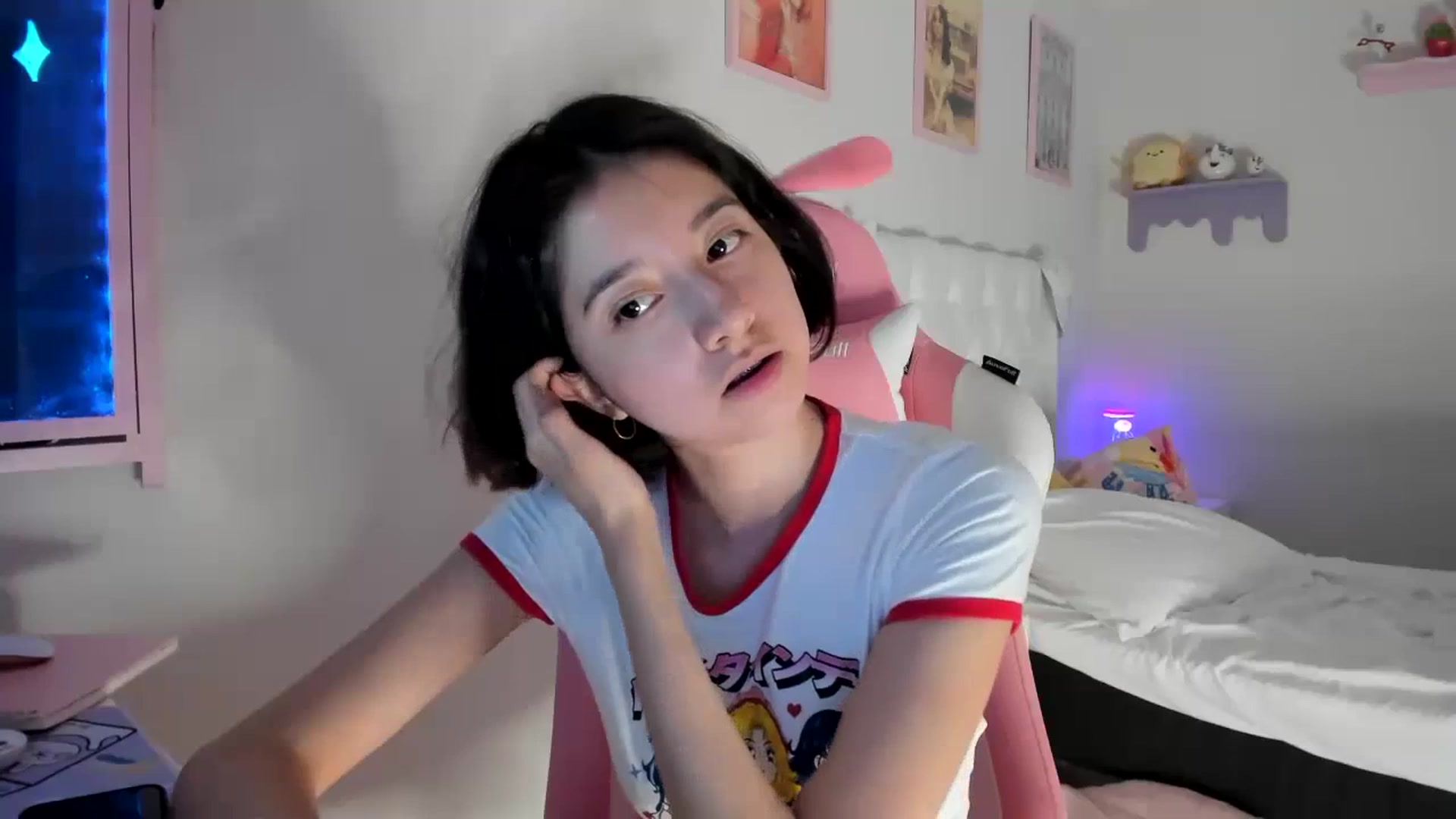 Gallery image thumbnail from Cherrycute666's myfreecams stream on, 07/03/2023, 07:34 image 16 of 20