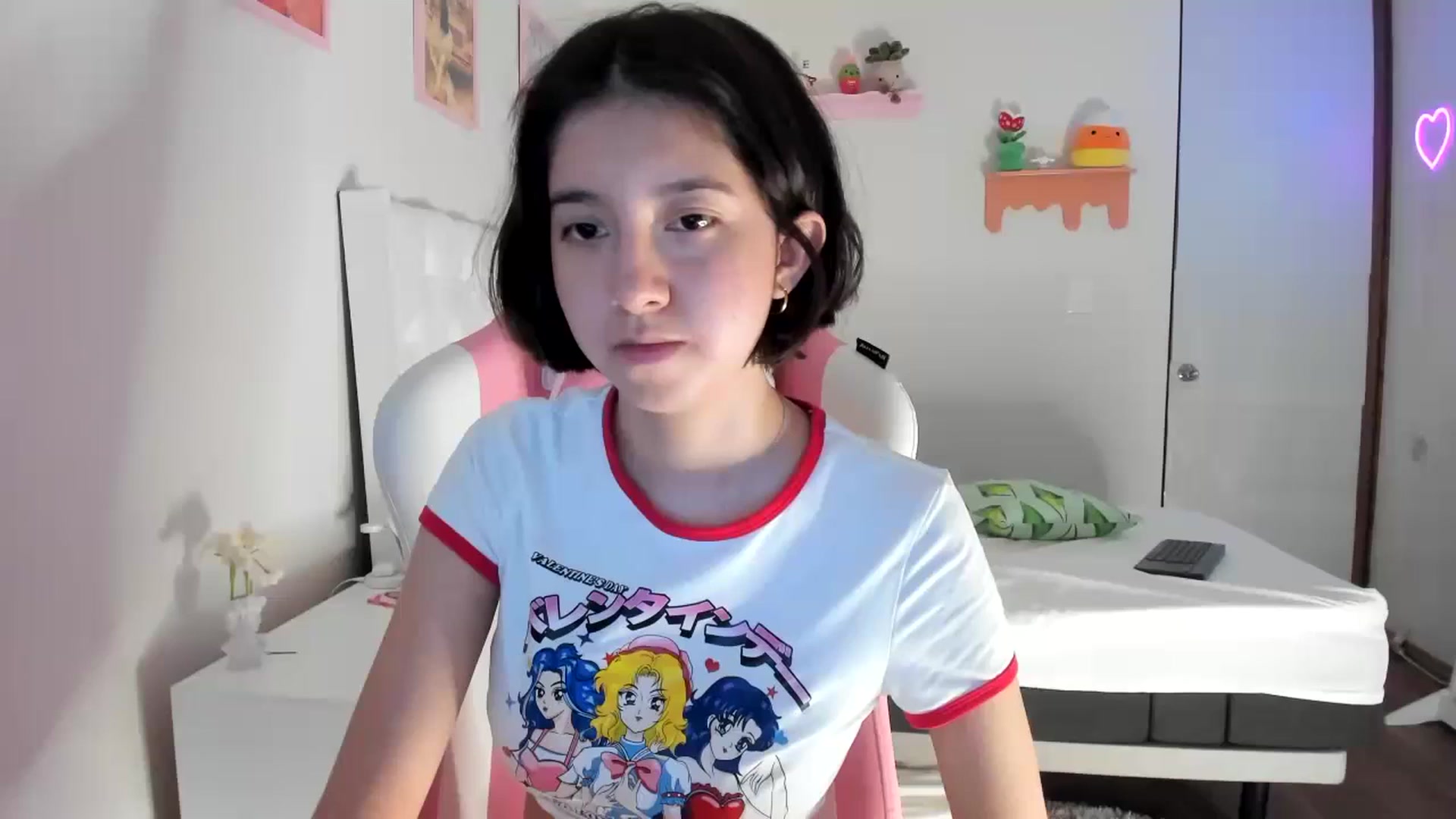Gallery image thumbnail from Cherrycute666's myfreecams stream on, 07/03/2023, 08:35 image 1 of 20
