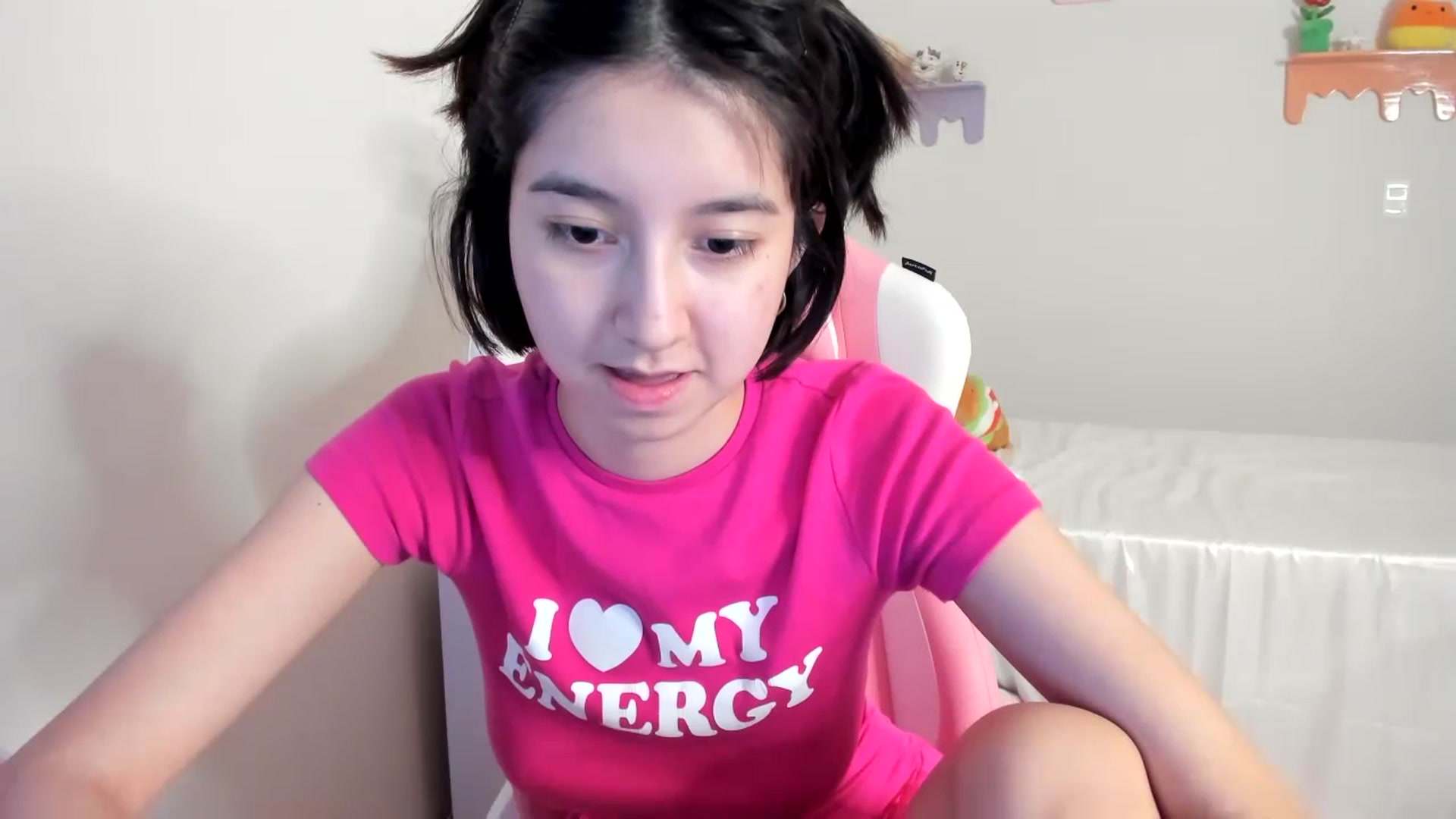 Gallery image thumbnail from Cherrycute666's myfreecams stream on, 07/04/2023, 02:46 image 12 of 20