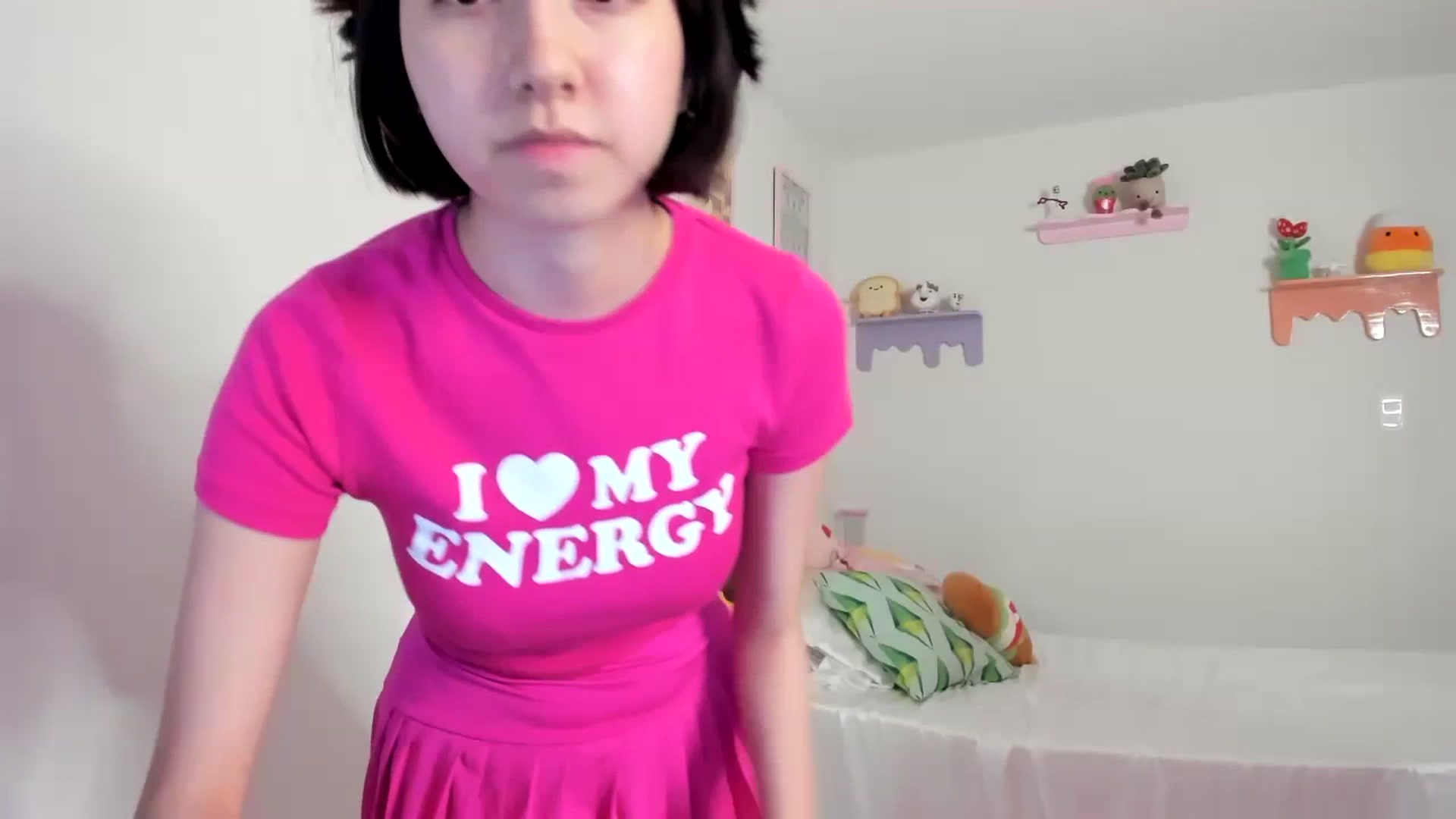 Gallery image thumbnail from Cherrycute666's myfreecams stream on, 07/04/2023, 02:46 image 6 of 20