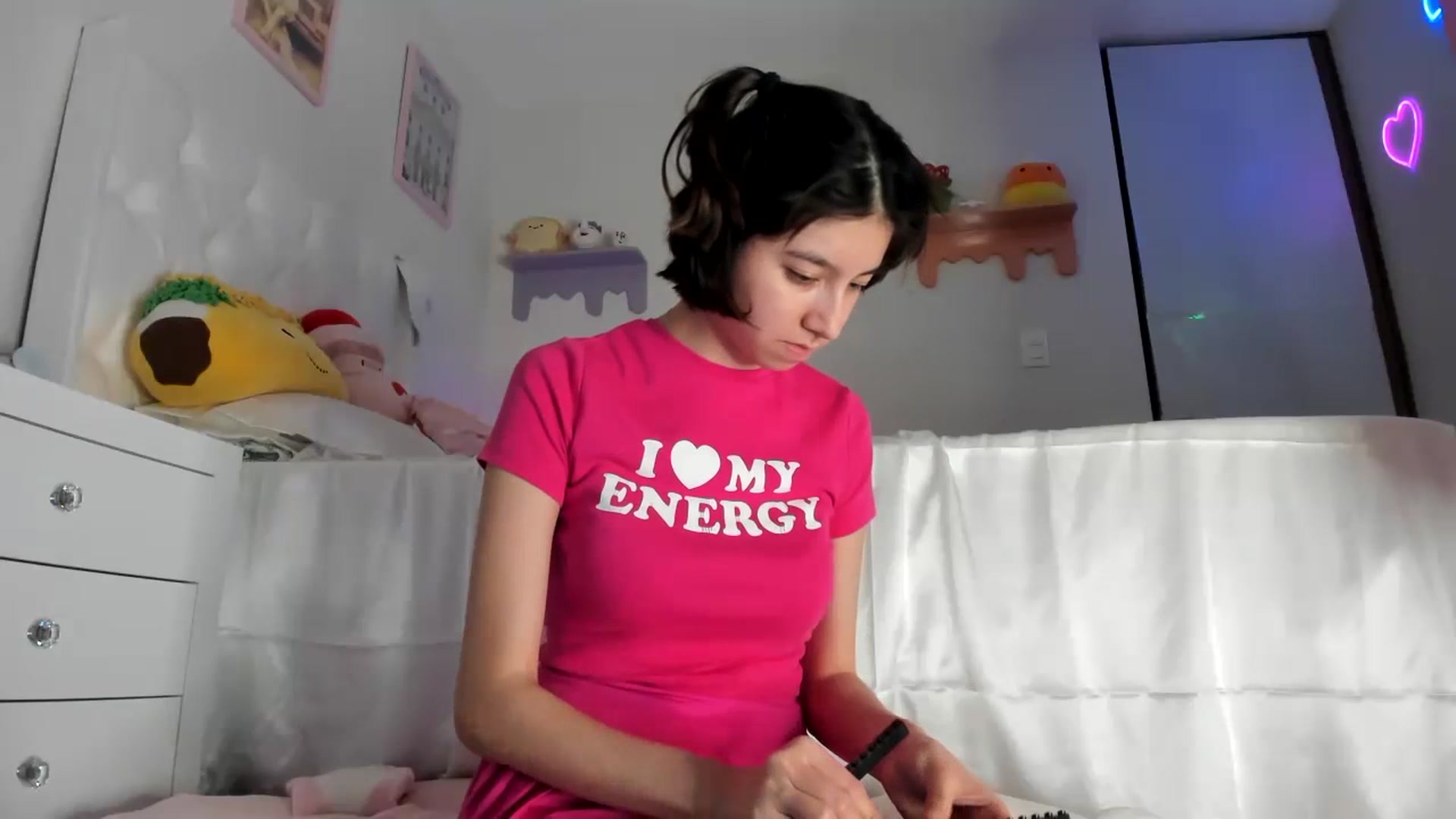Gallery image thumbnail from Cherrycute666's myfreecams stream on, 07/04/2023, 07:14 image 8 of 20