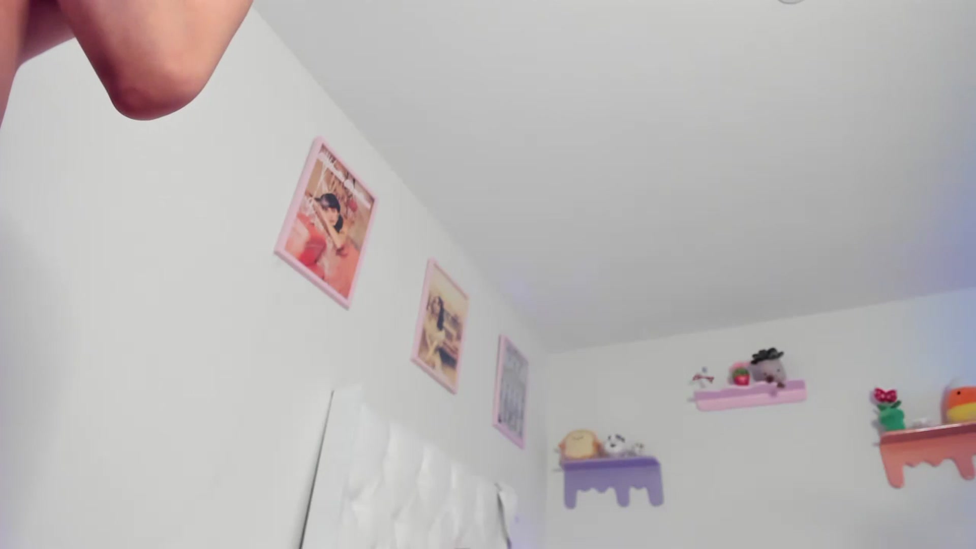 Gallery image thumbnail from Cherrycute666's myfreecams stream on, 07/04/2023, 07:14 image 18 of 20